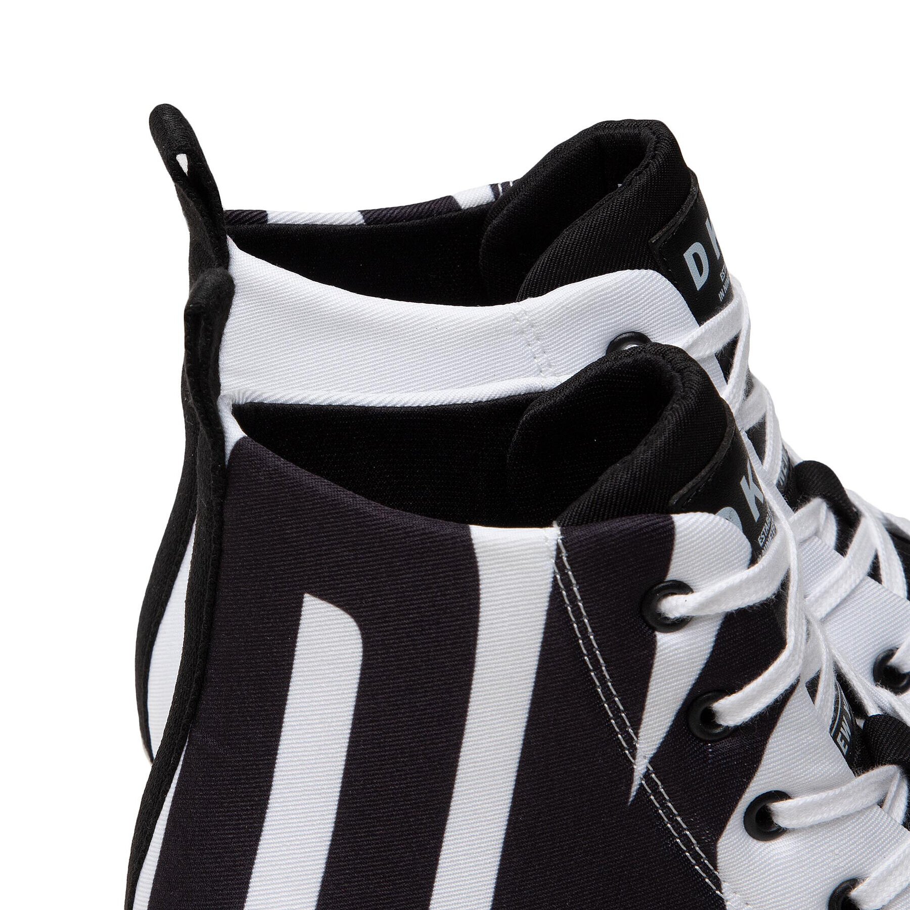 DKNY Кецове D39080 S Бял - Pepit.bg