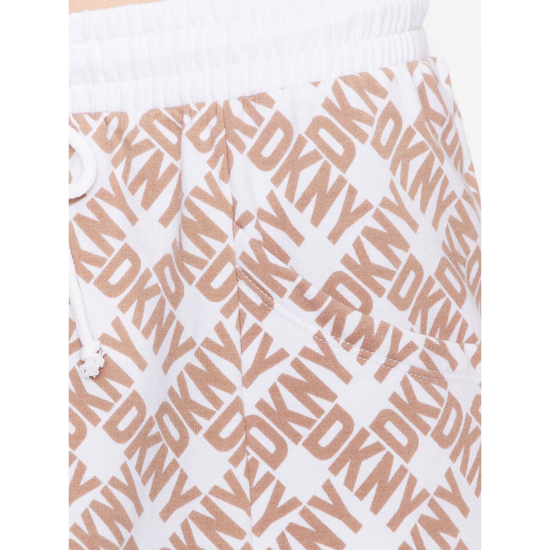 DKNY Пижамени шорти YI2522654 Бежов Regular Fit - Pepit.bg