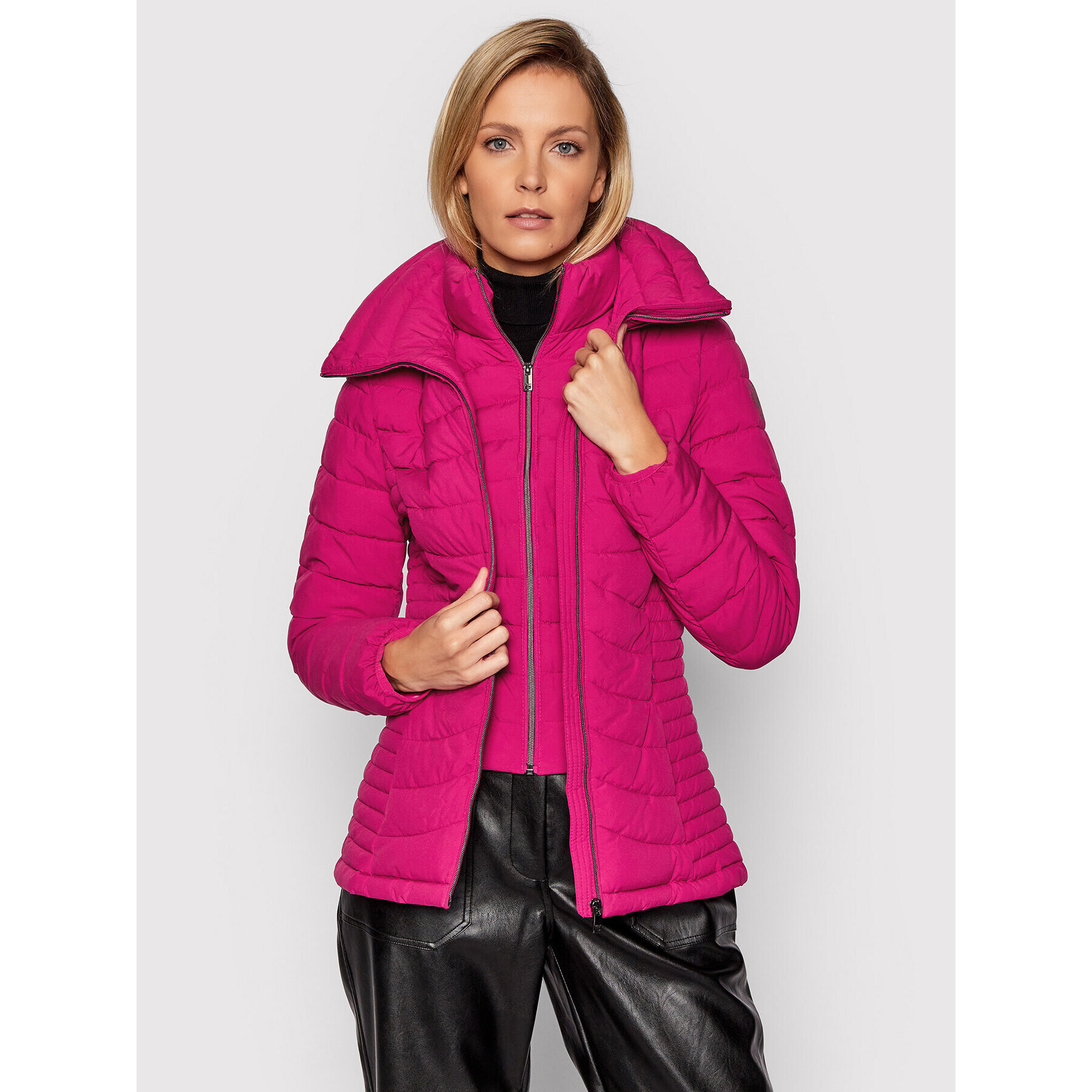 DKNY Пухено яке DL1MP298 Розов Regular Fit - Pepit.bg