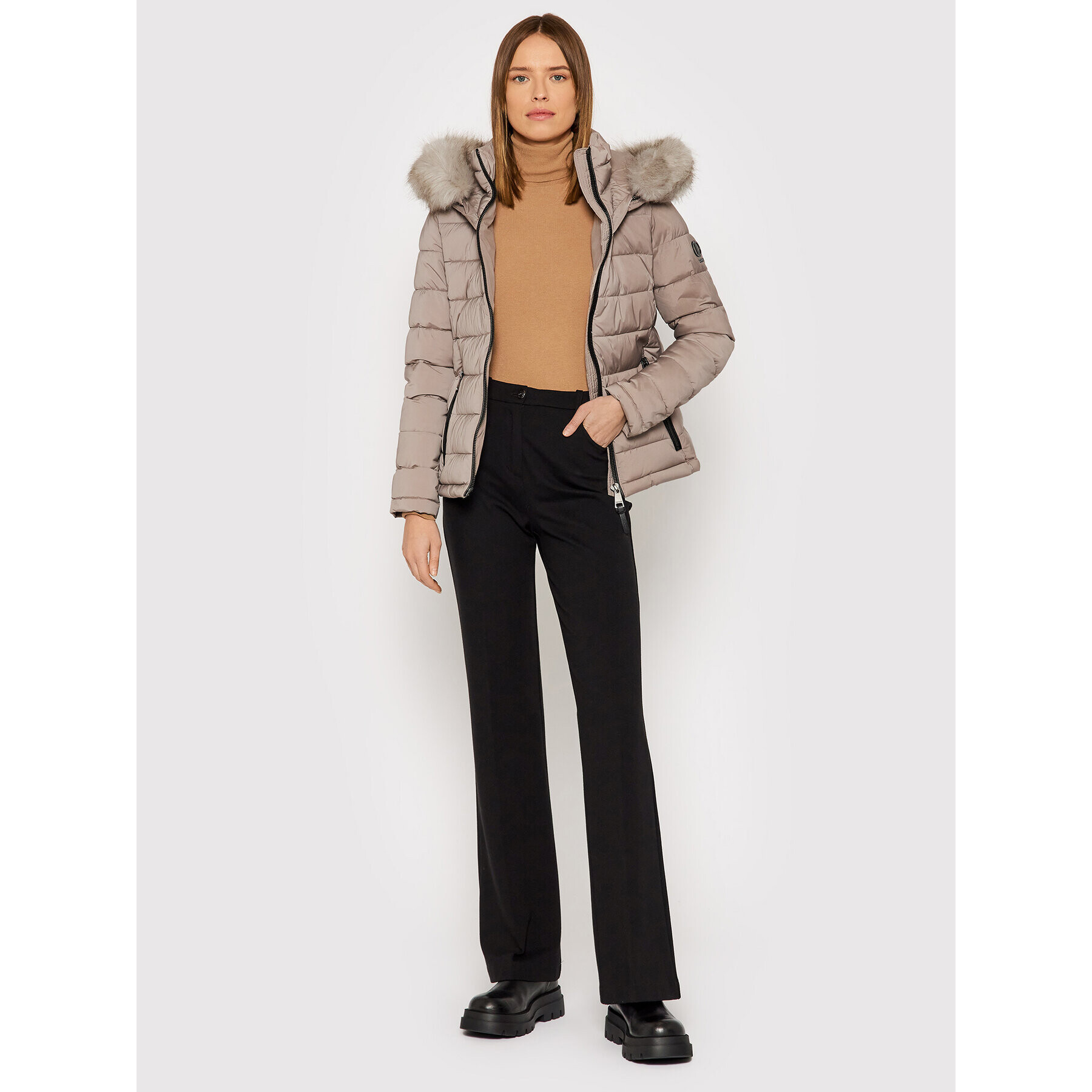 DKNY Пухено яке DL1MPG50 Бежов Regular Fit - Pepit.bg