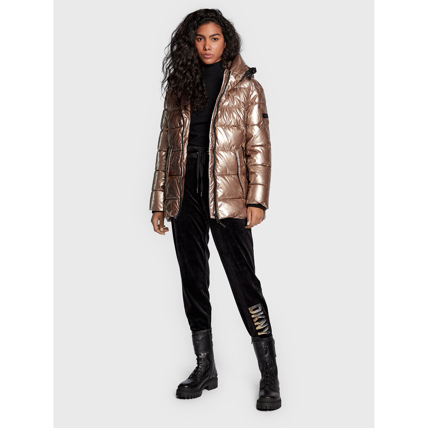 DKNY Пухено яке DL2MPF63 Златист Regular Fit - Pepit.bg