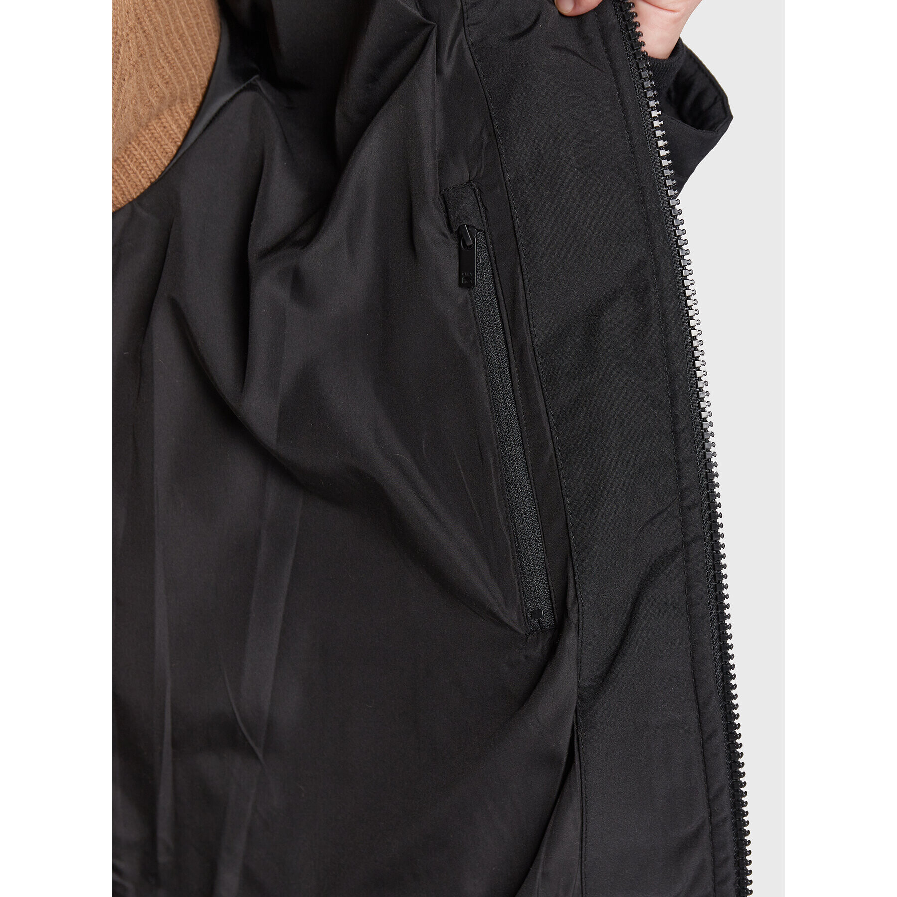 DKNY Пухено яке DX9MP802 Черен Regular Fit - Pepit.bg
