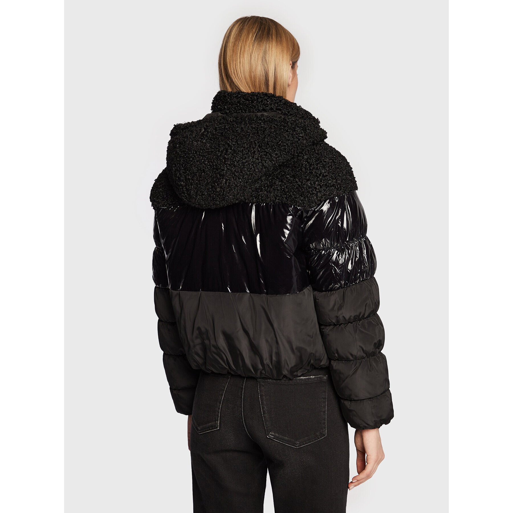 DKNY Пухено яке P2MCMHVU Черен Regular Fit - Pepit.bg