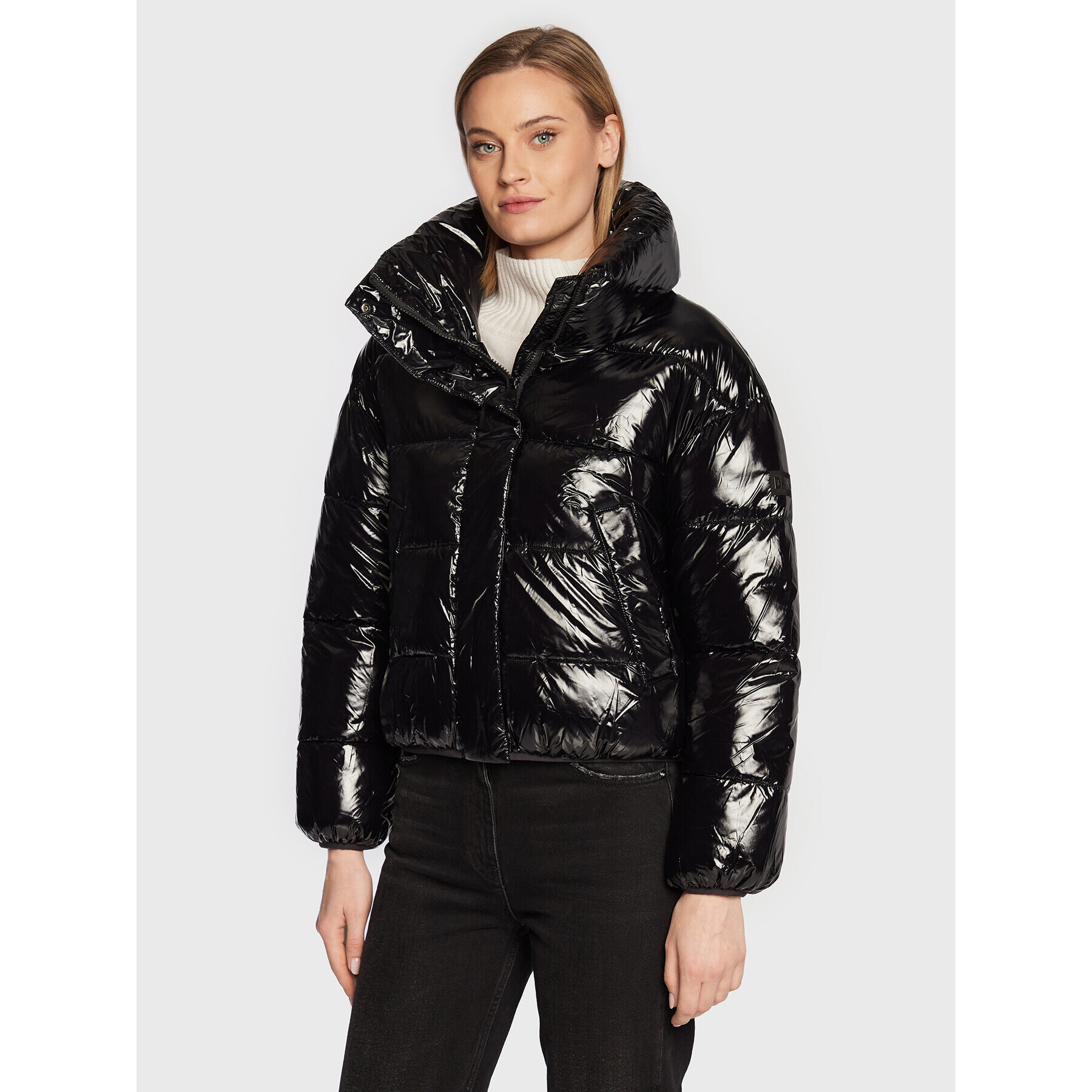 DKNY Пухено яке P2MJ6016 Черен Regular Fit - Pepit.bg