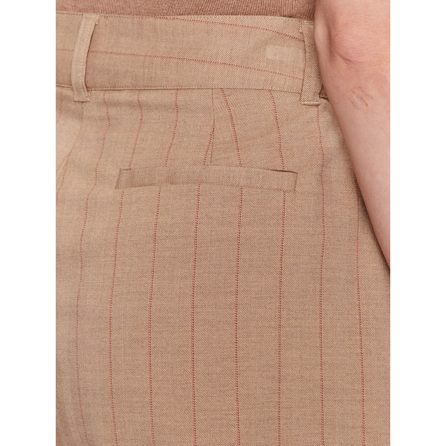 DKNY Шорти от плат P3BWCR08 Бежов Regular Fit - Pepit.bg