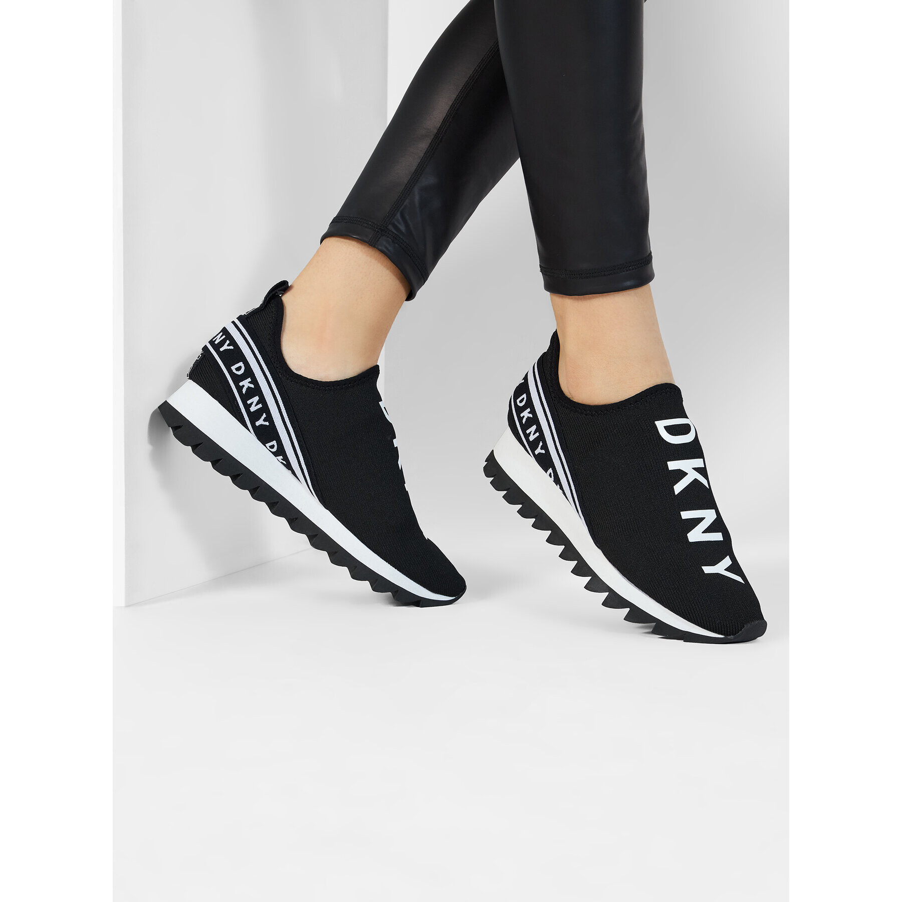 DKNY Сникърси Abbi K1966559 Черен - Pepit.bg