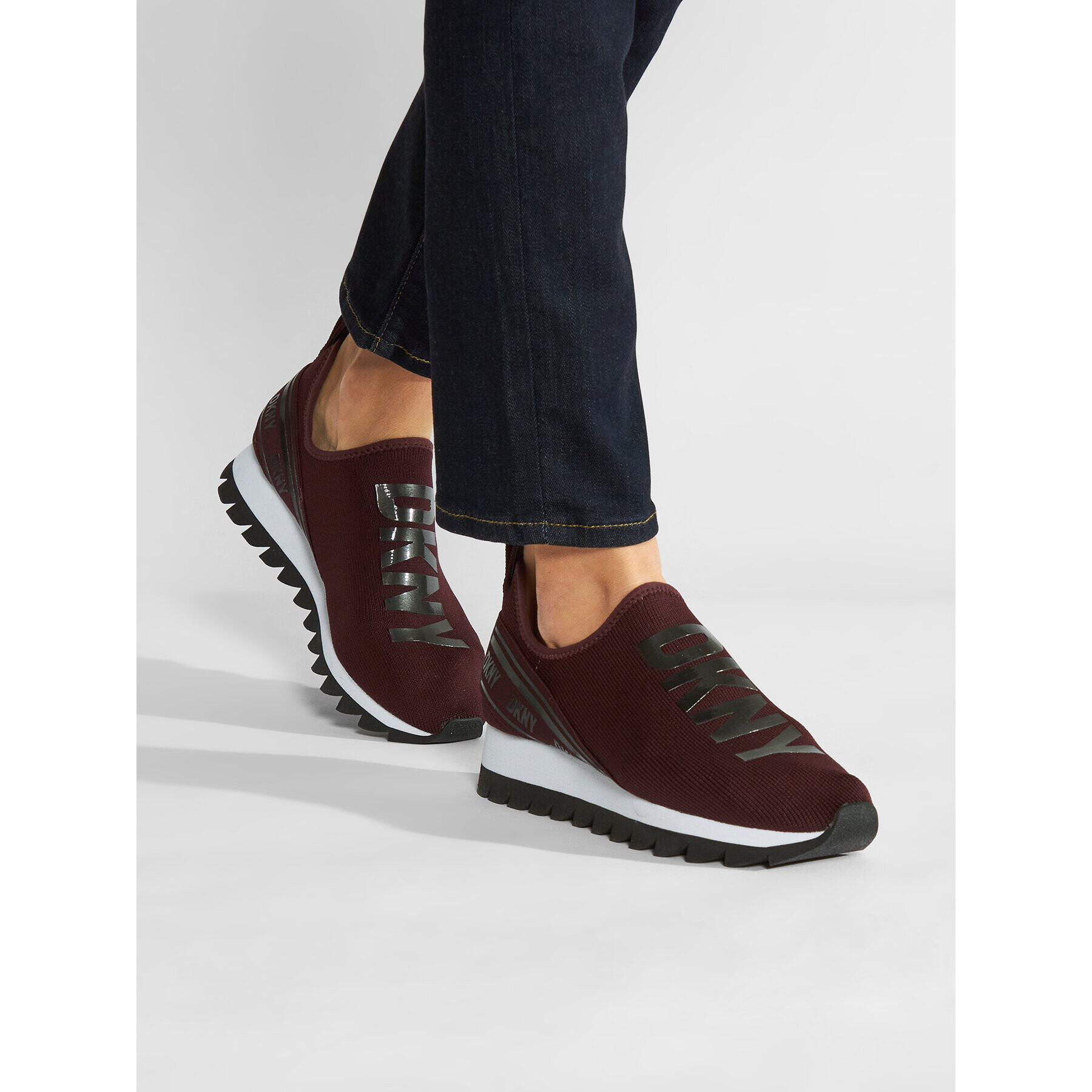 DKNY Сникърси Abbi K3299730 Бордо - Pepit.bg