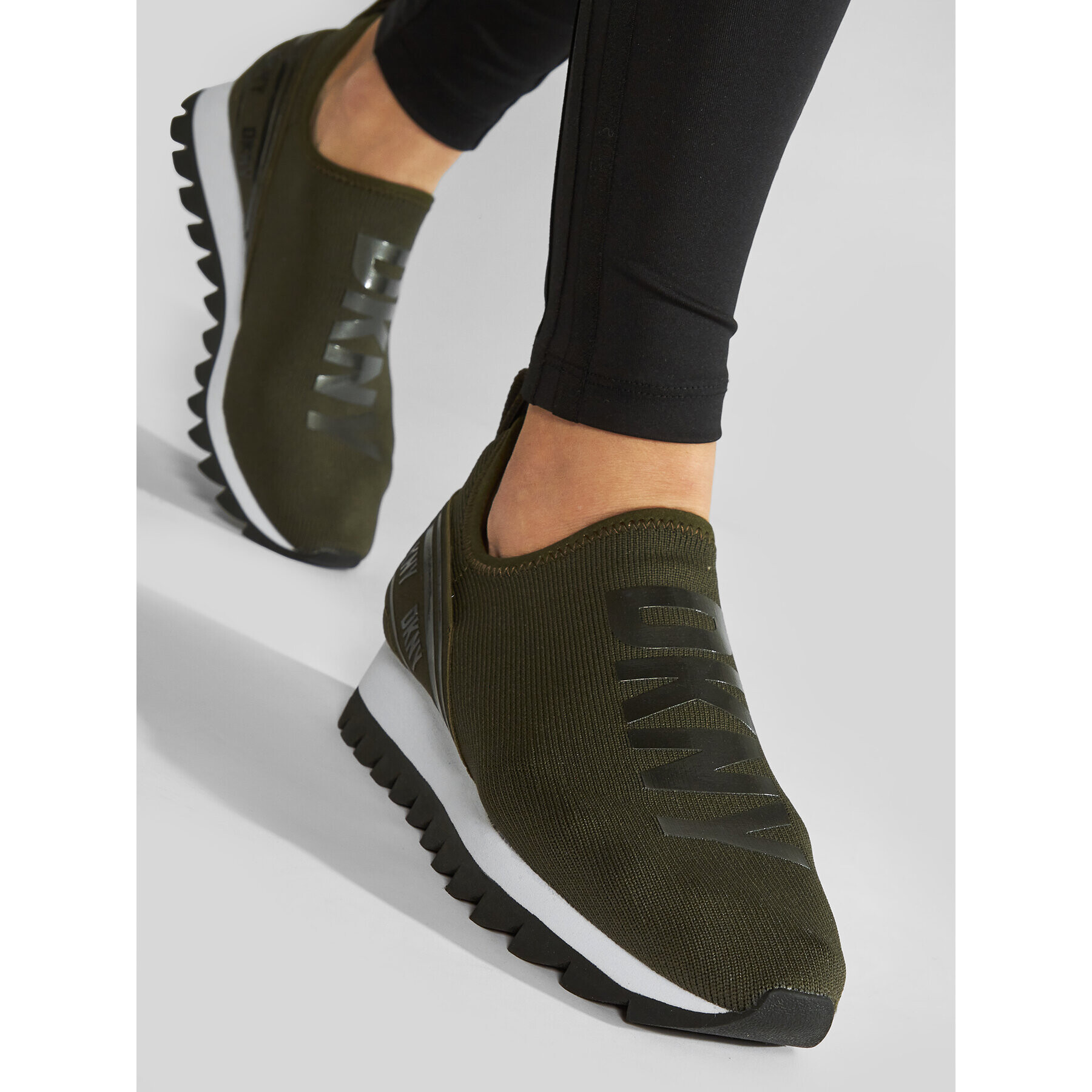 DKNY Сникърси Abbi K3299730 Каки - Pepit.bg