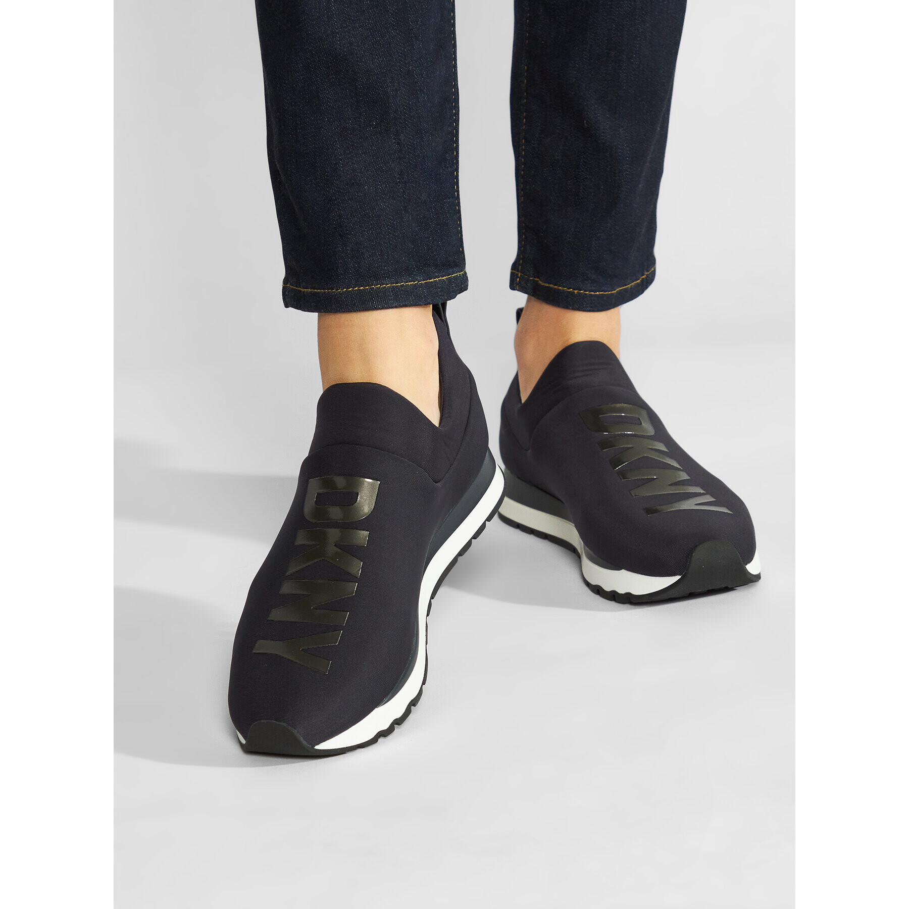 DKNY Сникърси Jadyn K3270291 Тъмносин - Pepit.bg