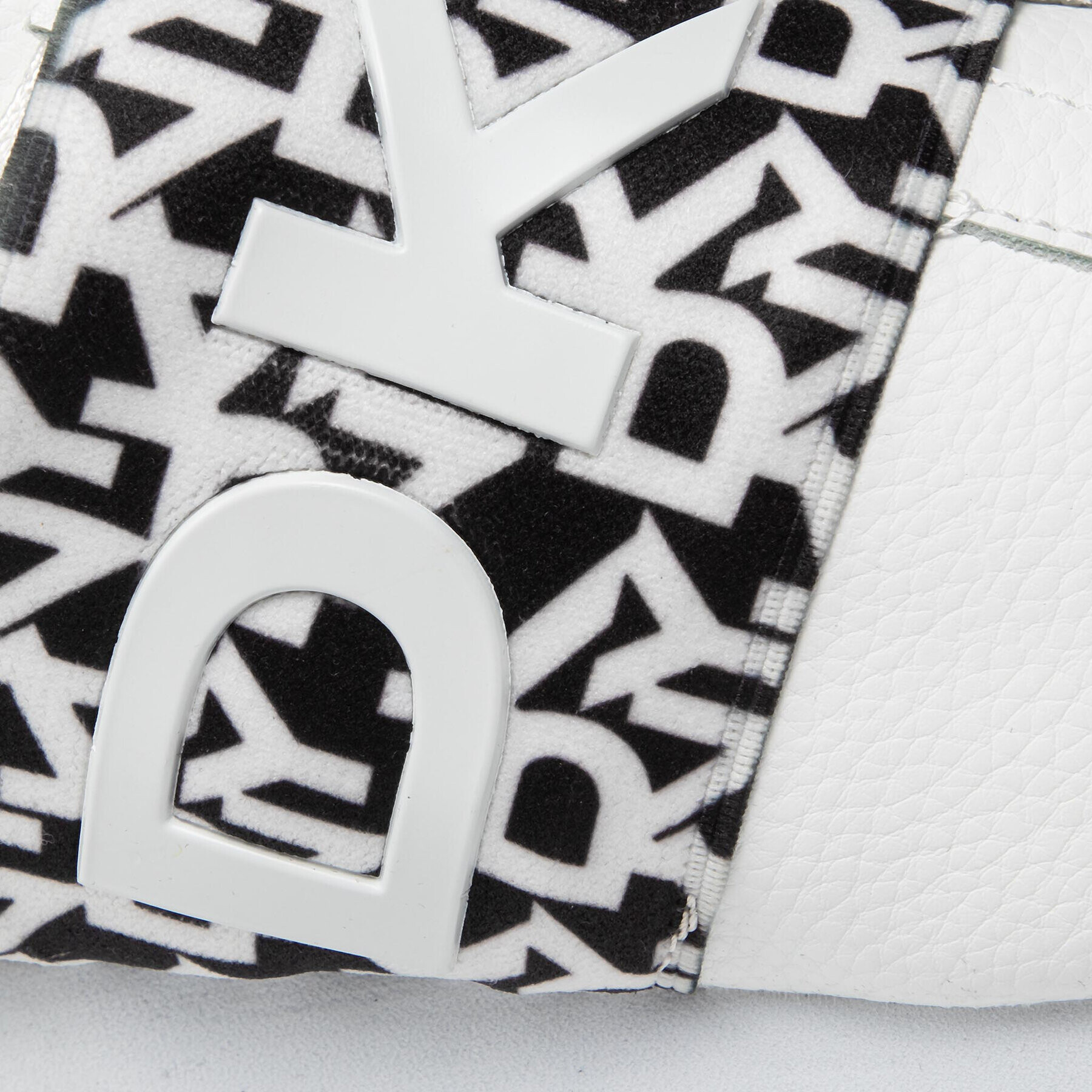 DKNY Сникърси Marli K2133152 Бял - Pepit.bg