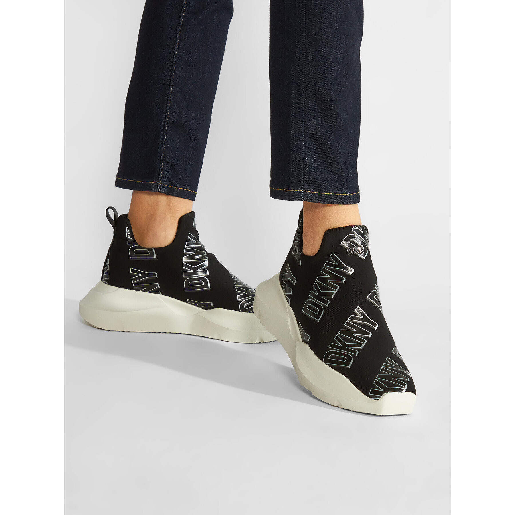 DKNY Сникърси Ramonia K3247537 Черен - Pepit.bg
