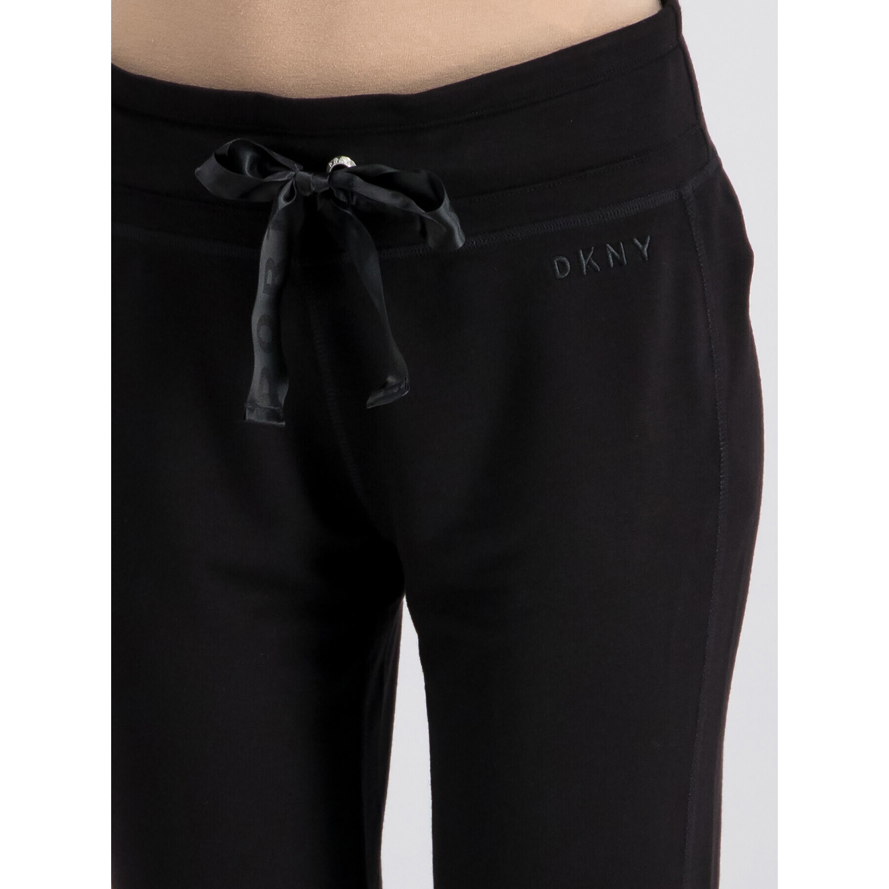 DKNY Sport Долнище анцуг DP9P1890 Черен Regular Fit - Pepit.bg