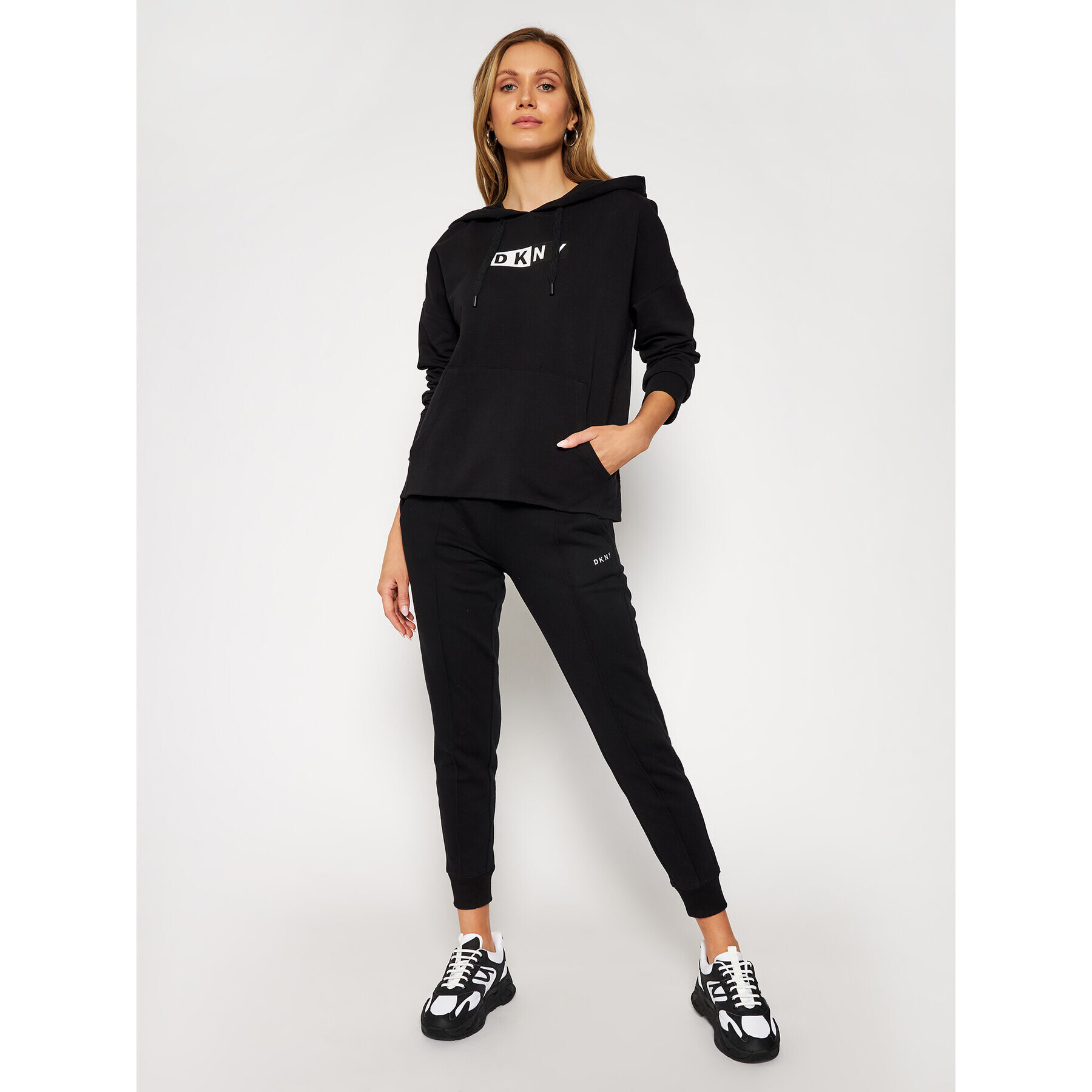 DKNY Sport Долнище анцуг DP0P2513 Черен Regular Fit - Pepit.bg