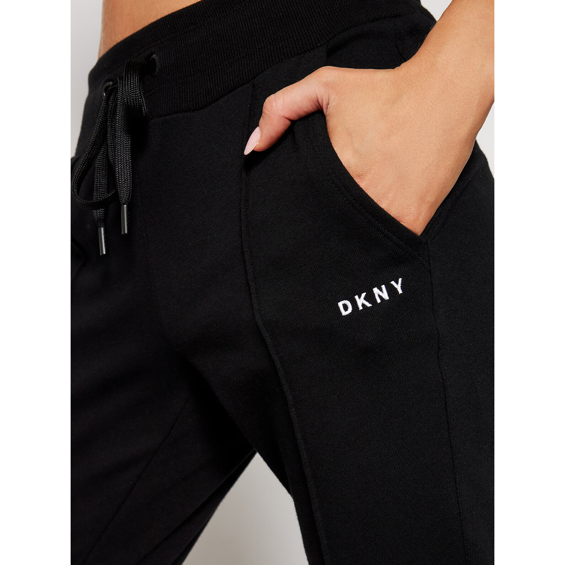 DKNY Sport Долнище анцуг DP0P2513 Черен Regular Fit - Pepit.bg