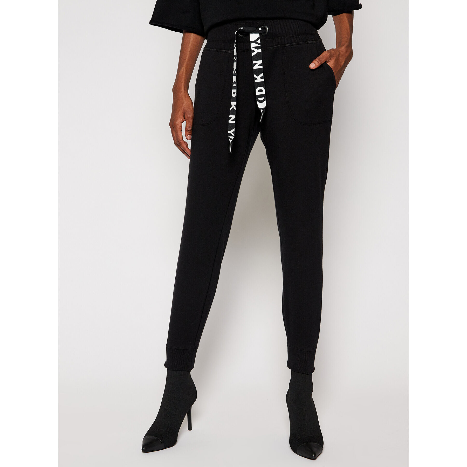 DKNY Sport Долнище анцуг DP9P1917 Черен Regular Fit - Pepit.bg