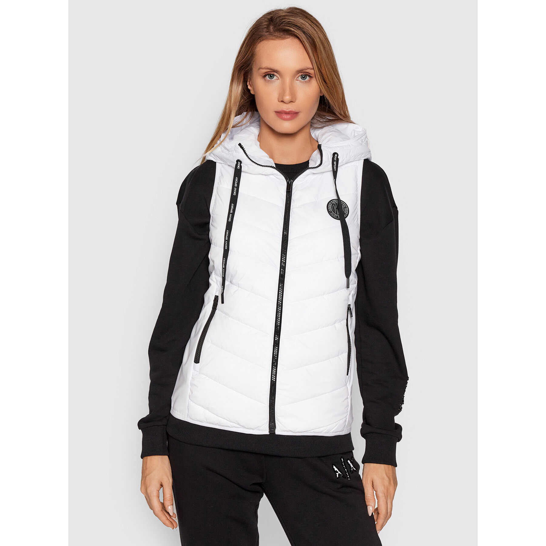 DKNY Sport Елек DP1V3111 Бял Regular Fit - Pepit.bg