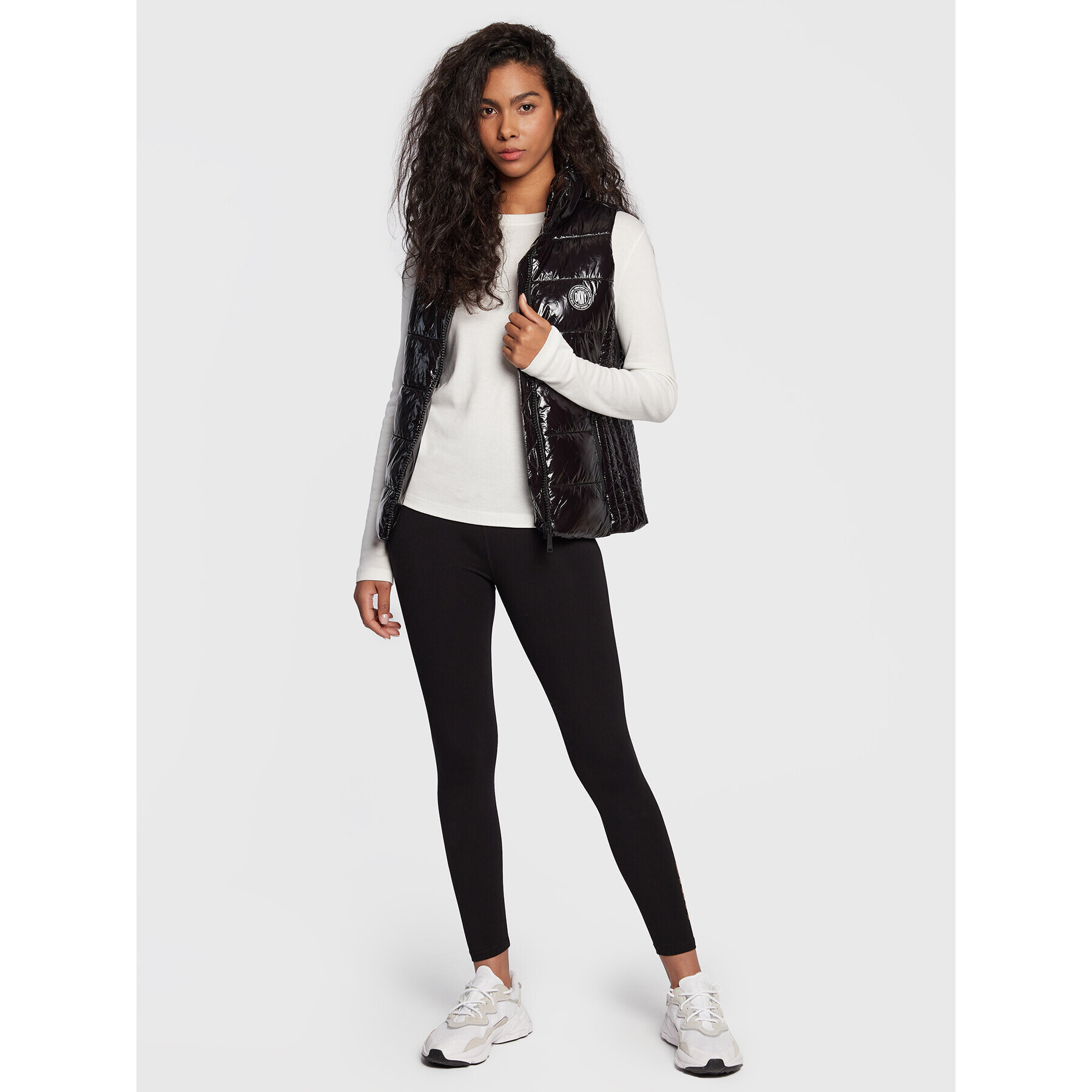 DKNY Sport Елек DP2V3110 Черен Regular Fit - Pepit.bg