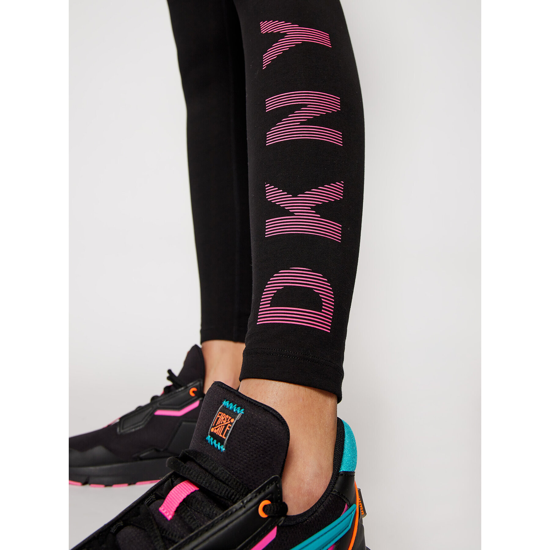 DKNY Sport Клин DKNY DP0P1965 Черен Slim Fit - Pepit.bg