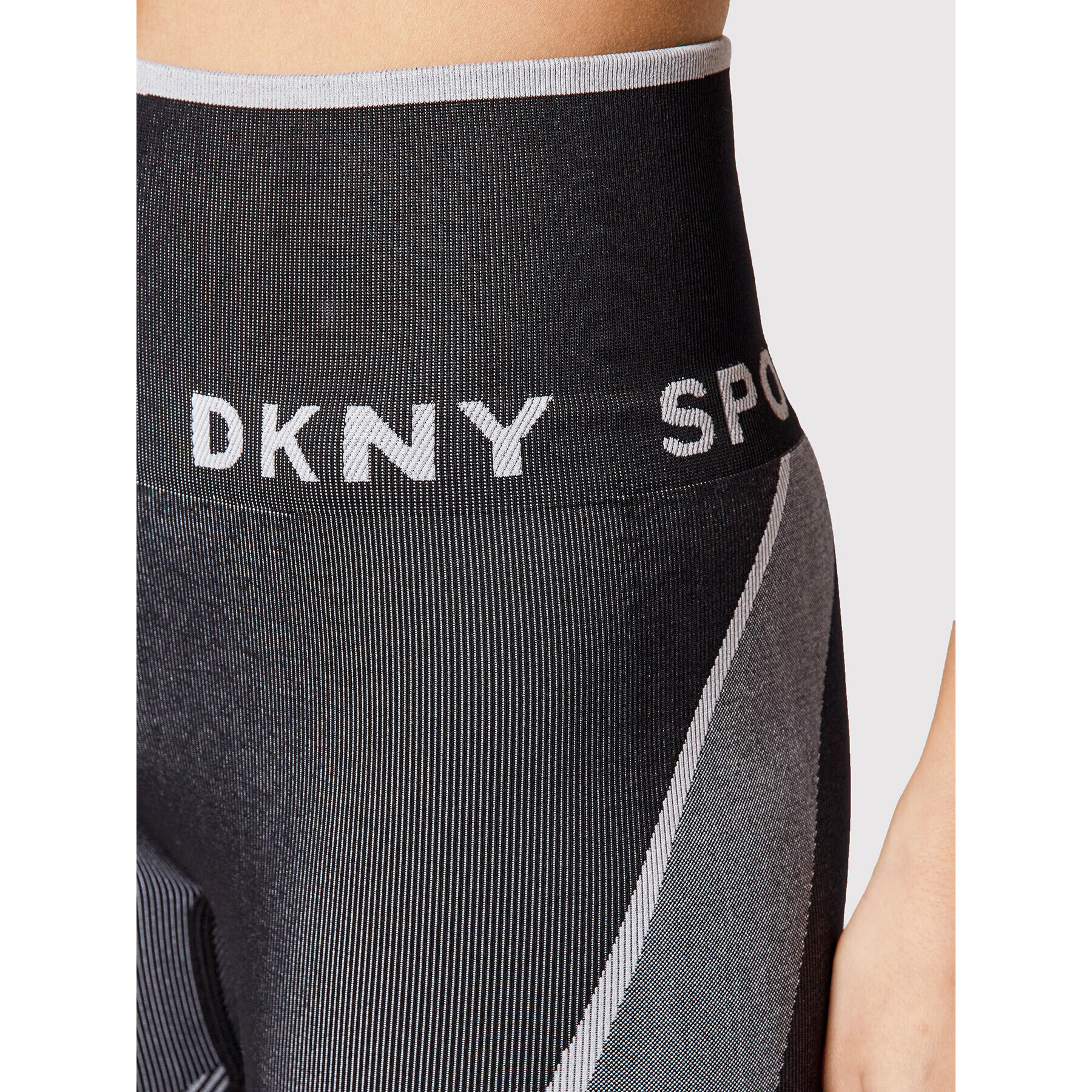 DKNY Sport Клин DP1P2037 Черен Slim Fit - Pepit.bg