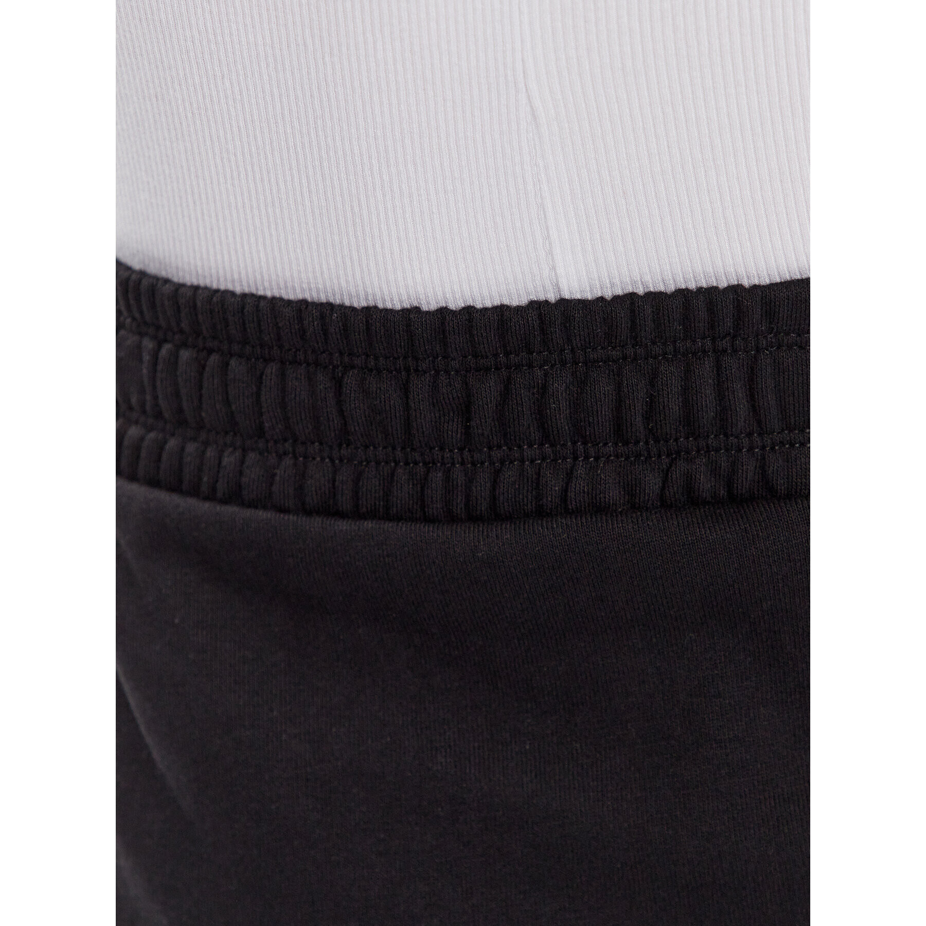 DKNY Sport Мини пола DP3S5117 Черен Classic Fit - Pepit.bg