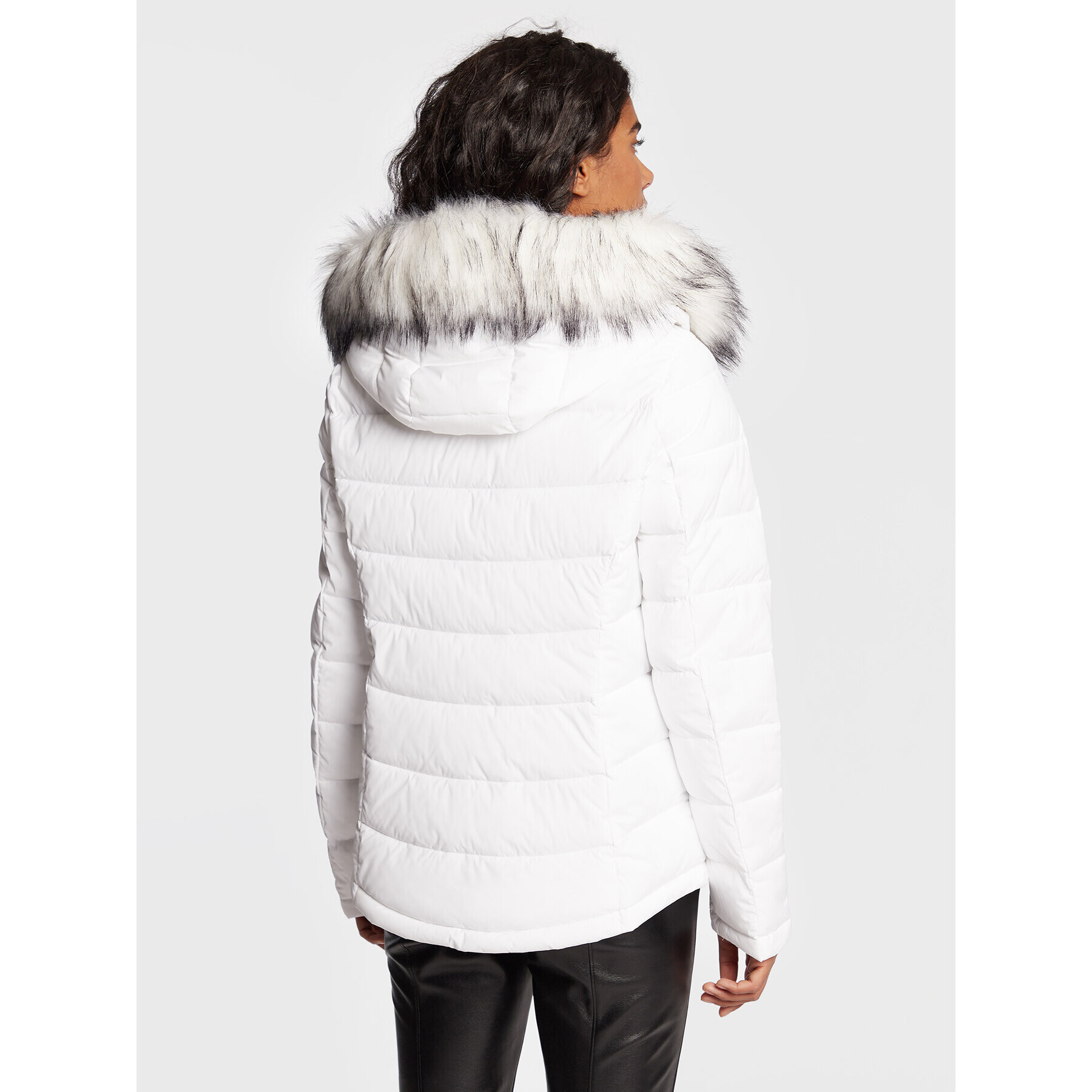 DKNY Sport Пухено яке DL2MPG50 Бял Regular Fit - Pepit.bg