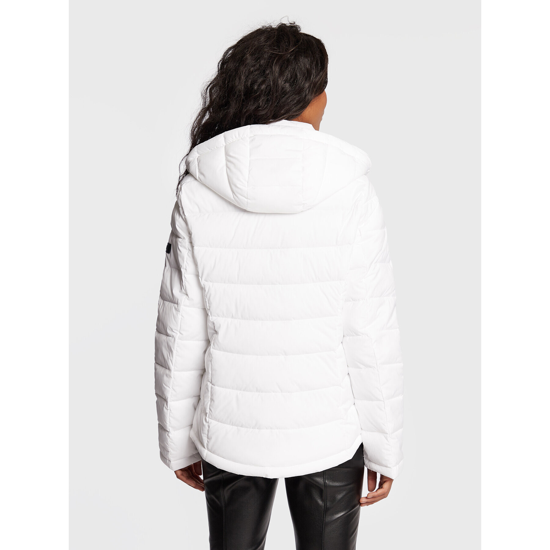 DKNY Sport Пухено яке DL2MPG50 Бял Regular Fit - Pepit.bg