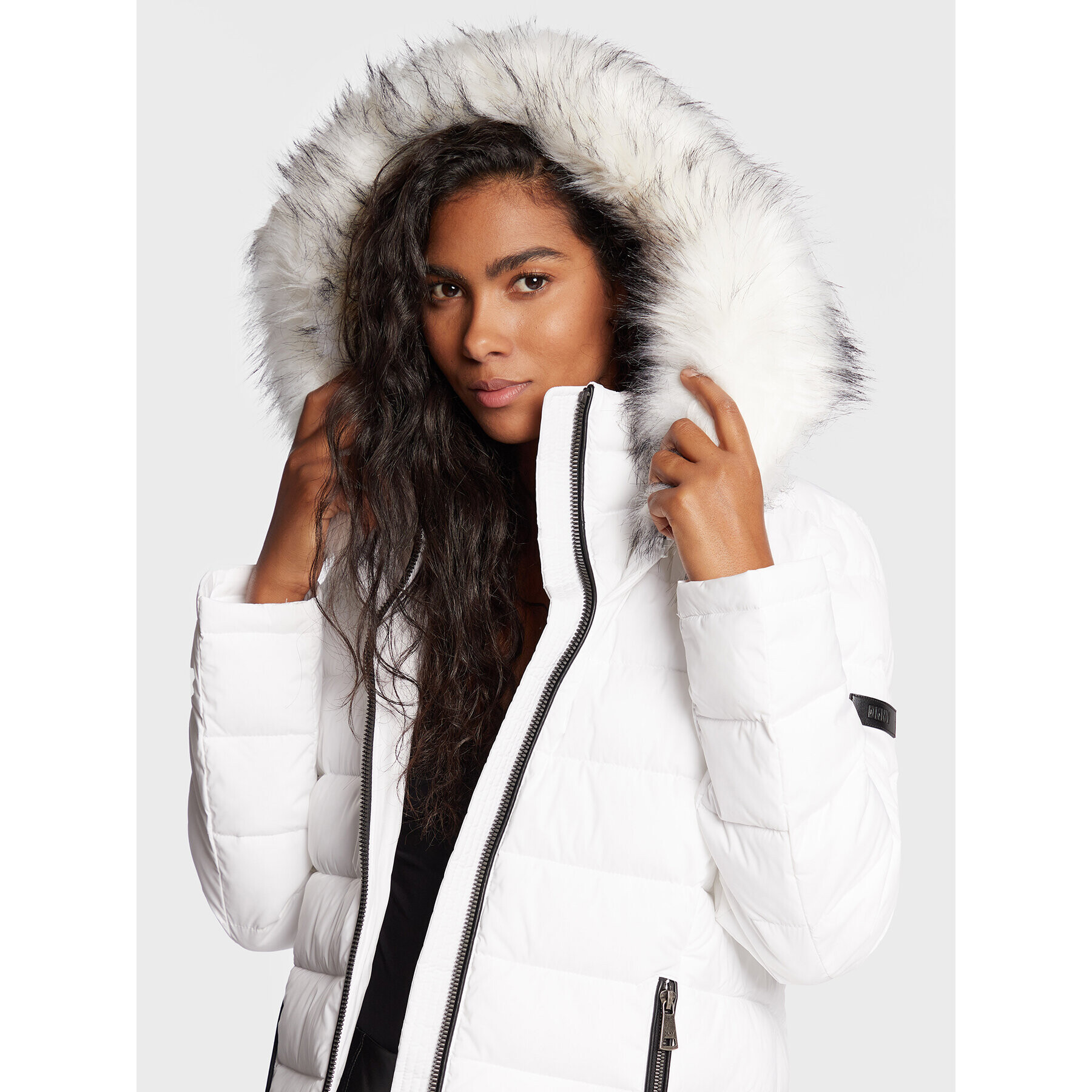 DKNY Sport Пухено яке DL2MPG50 Бял Regular Fit - Pepit.bg