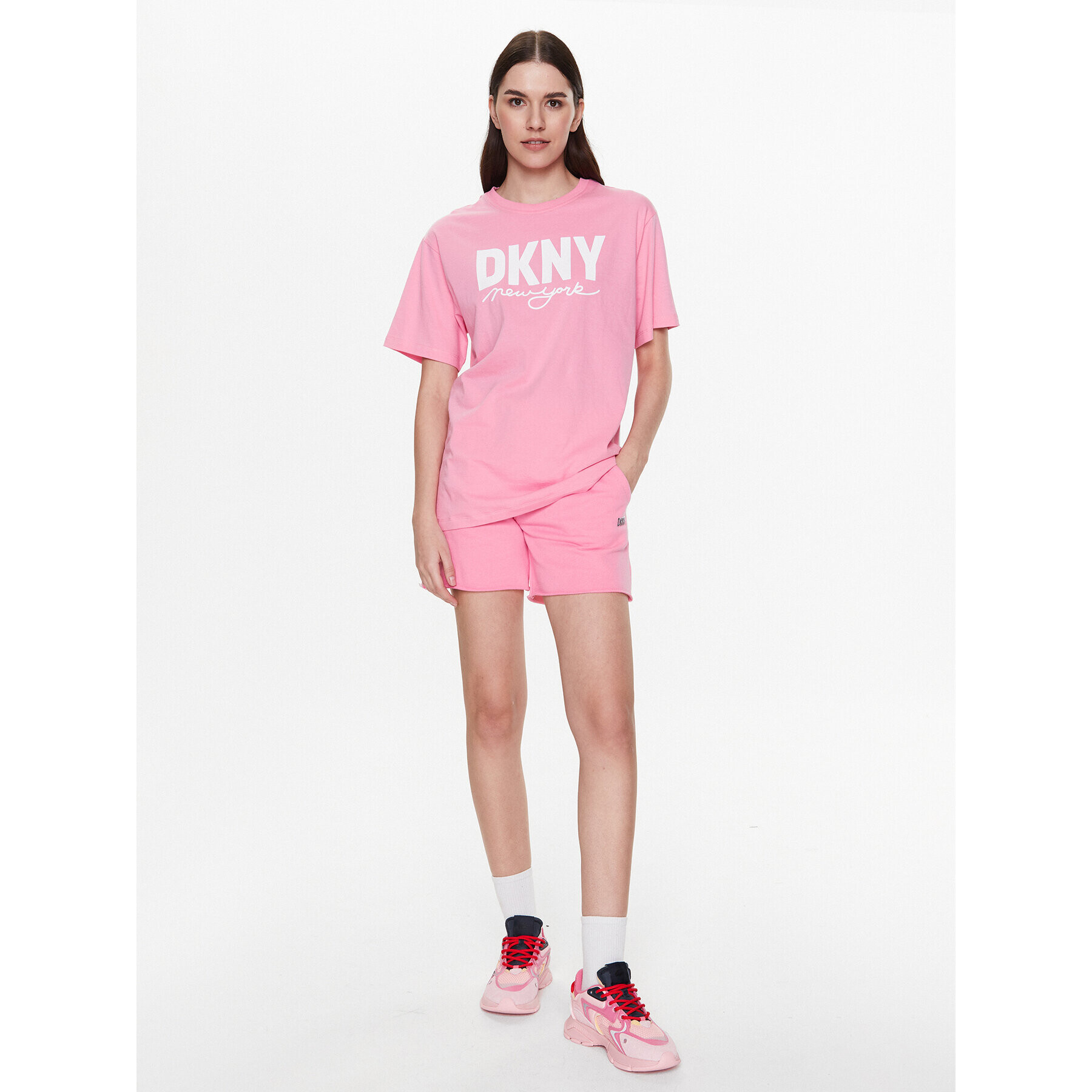 DKNY Sport Спортни шорти DP2S5012 Розов Classic Fit - Pepit.bg