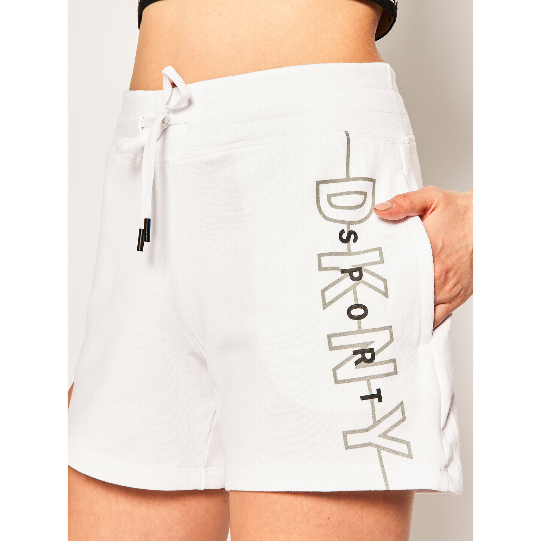 DKNY Sport Спортни шорти DP9S4610 Бял Regular Fit - Pepit.bg