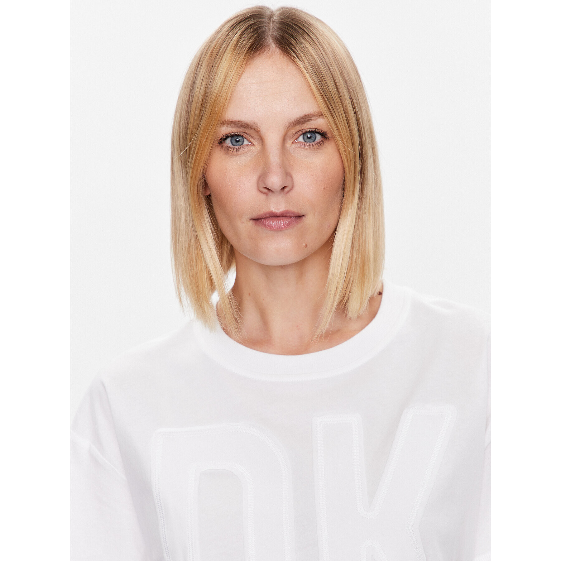 DKNY Sport Тишърт DP3T9218 Бял Classic Fit - Pepit.bg