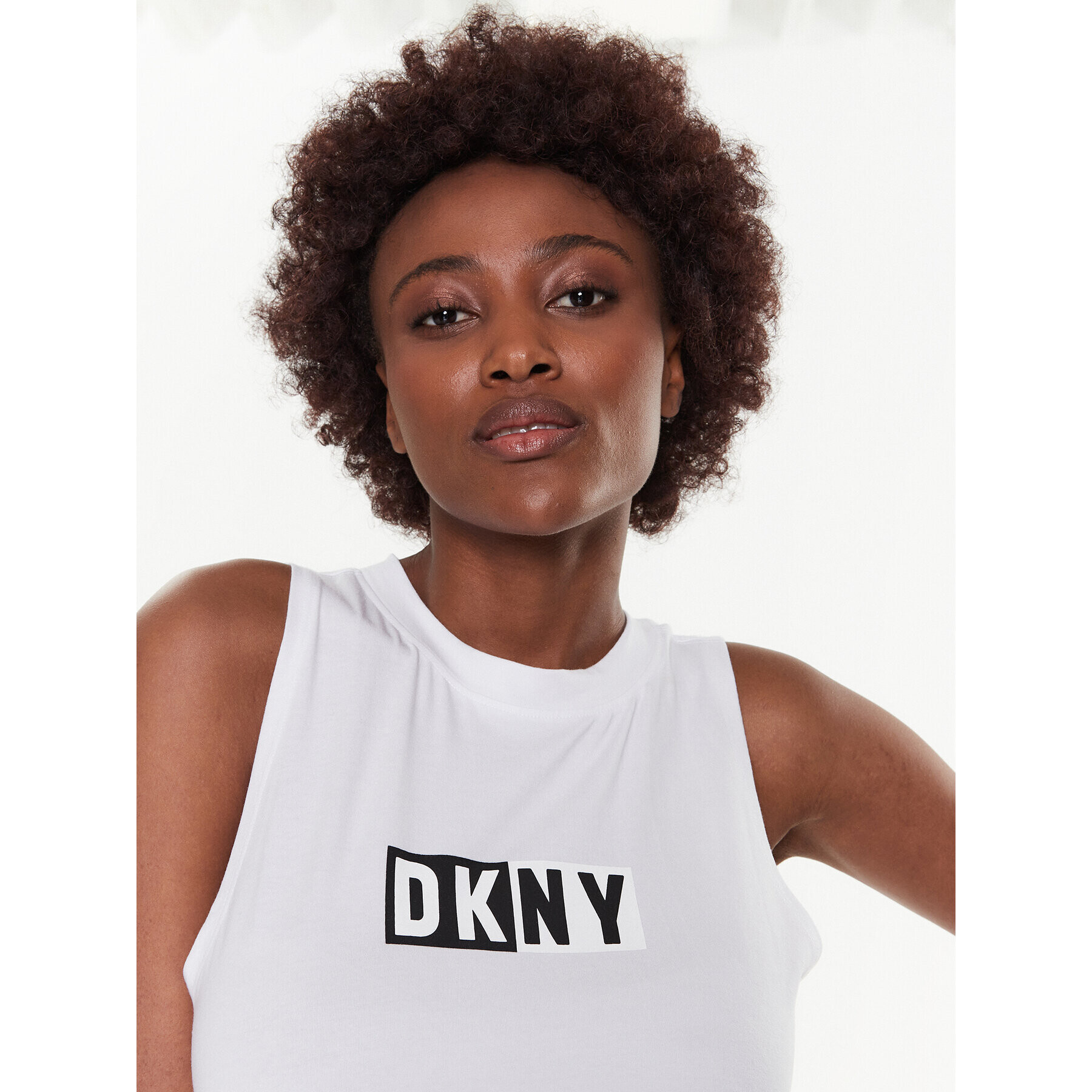DKNY Sport топ DP2T5892 Бял Classic Fit - Pepit.bg
