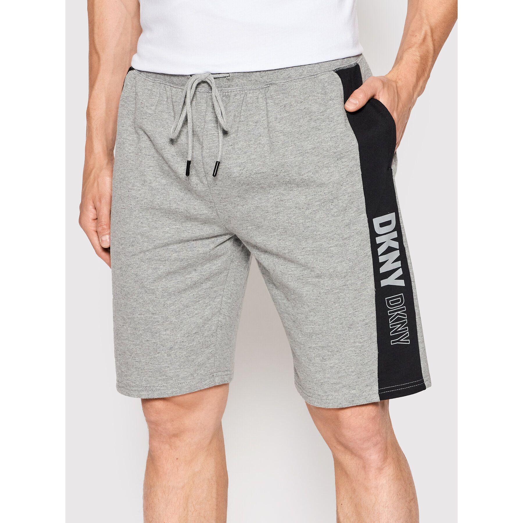 DKNY Спортни шорти N5_6809_DKY Сив Regular Fit - Pepit.bg