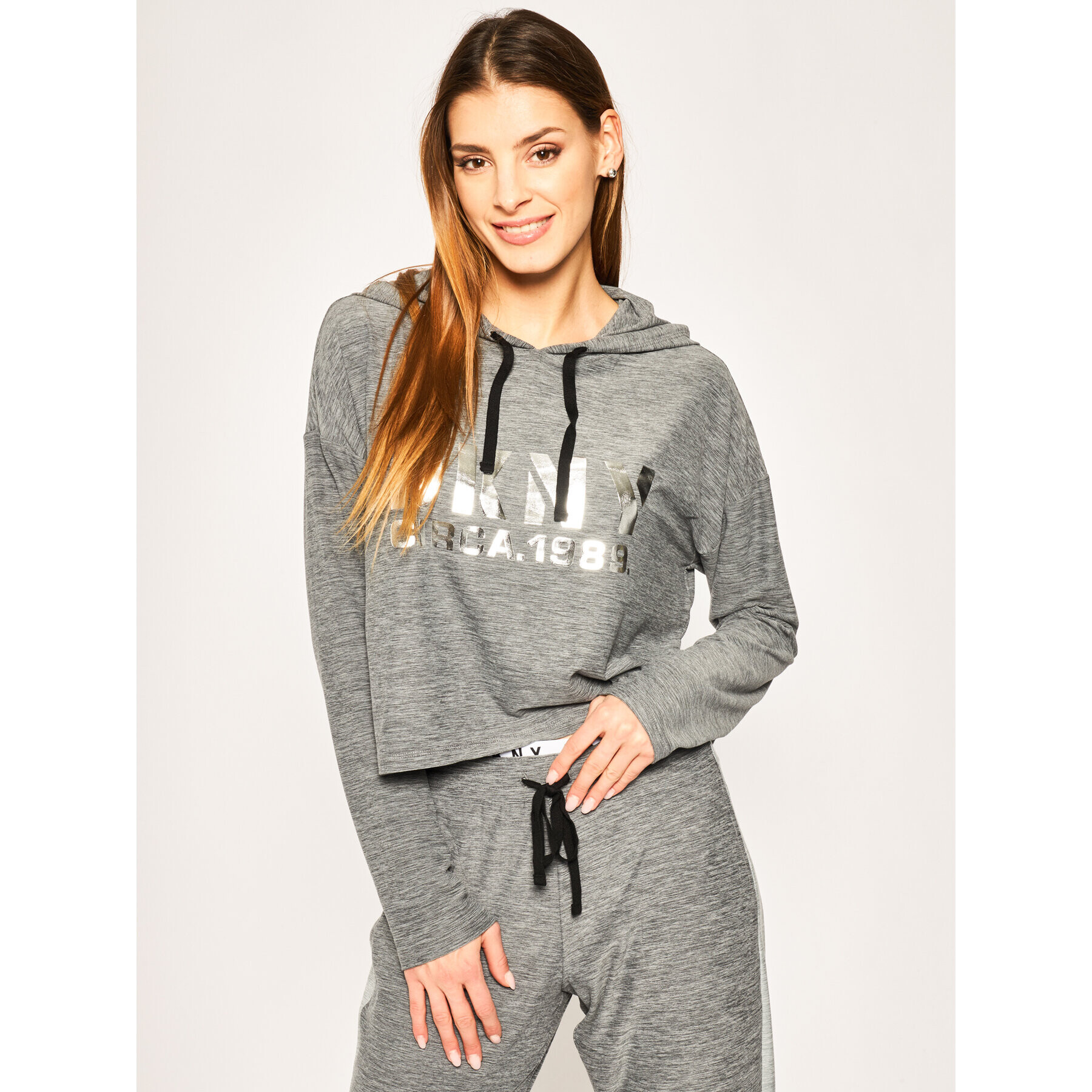 DKNY Суитшърт YI2022401 Сив Relaxed Fit - Pepit.bg