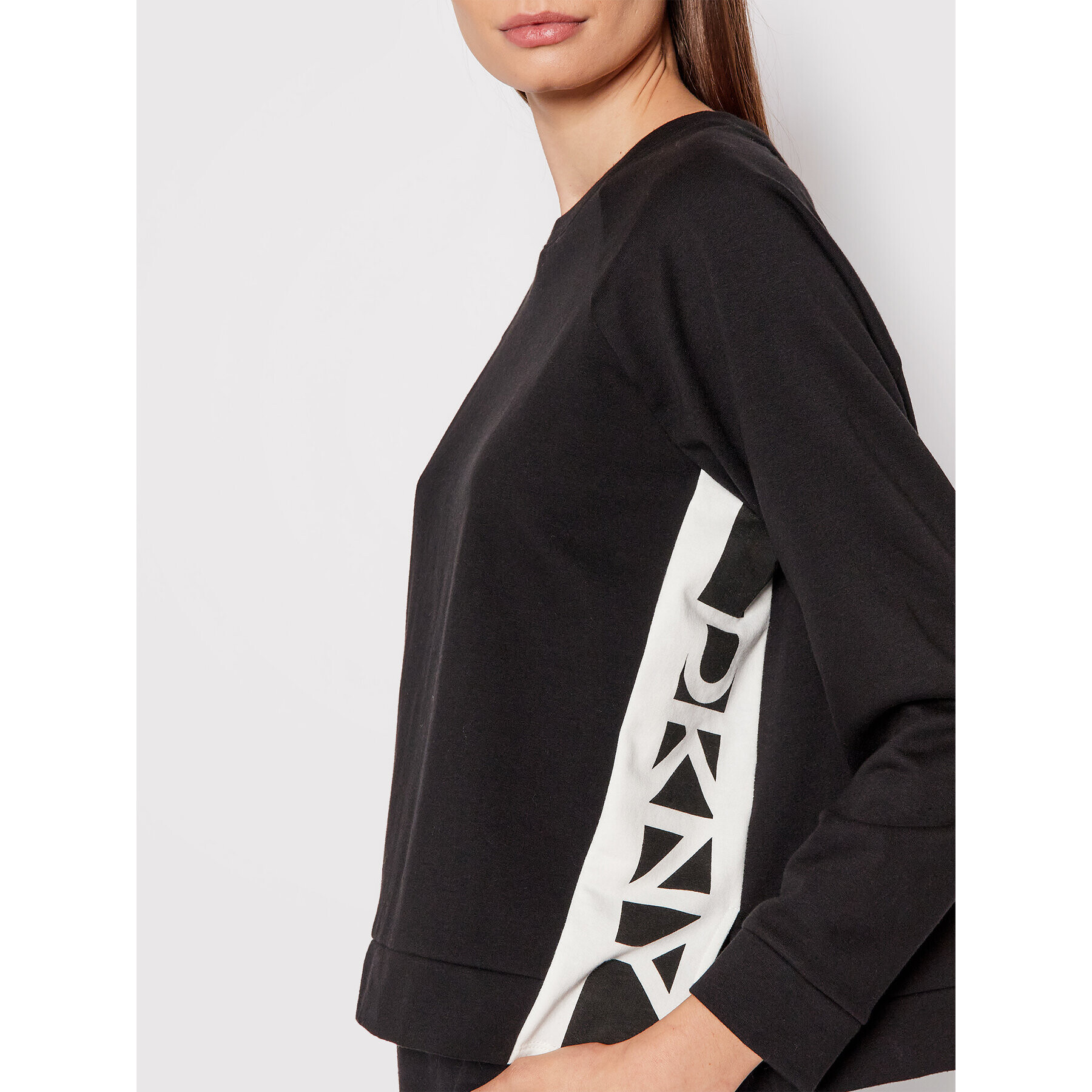 DKNY Суитшърт YI2422484 Черен Relaxed Fit - Pepit.bg