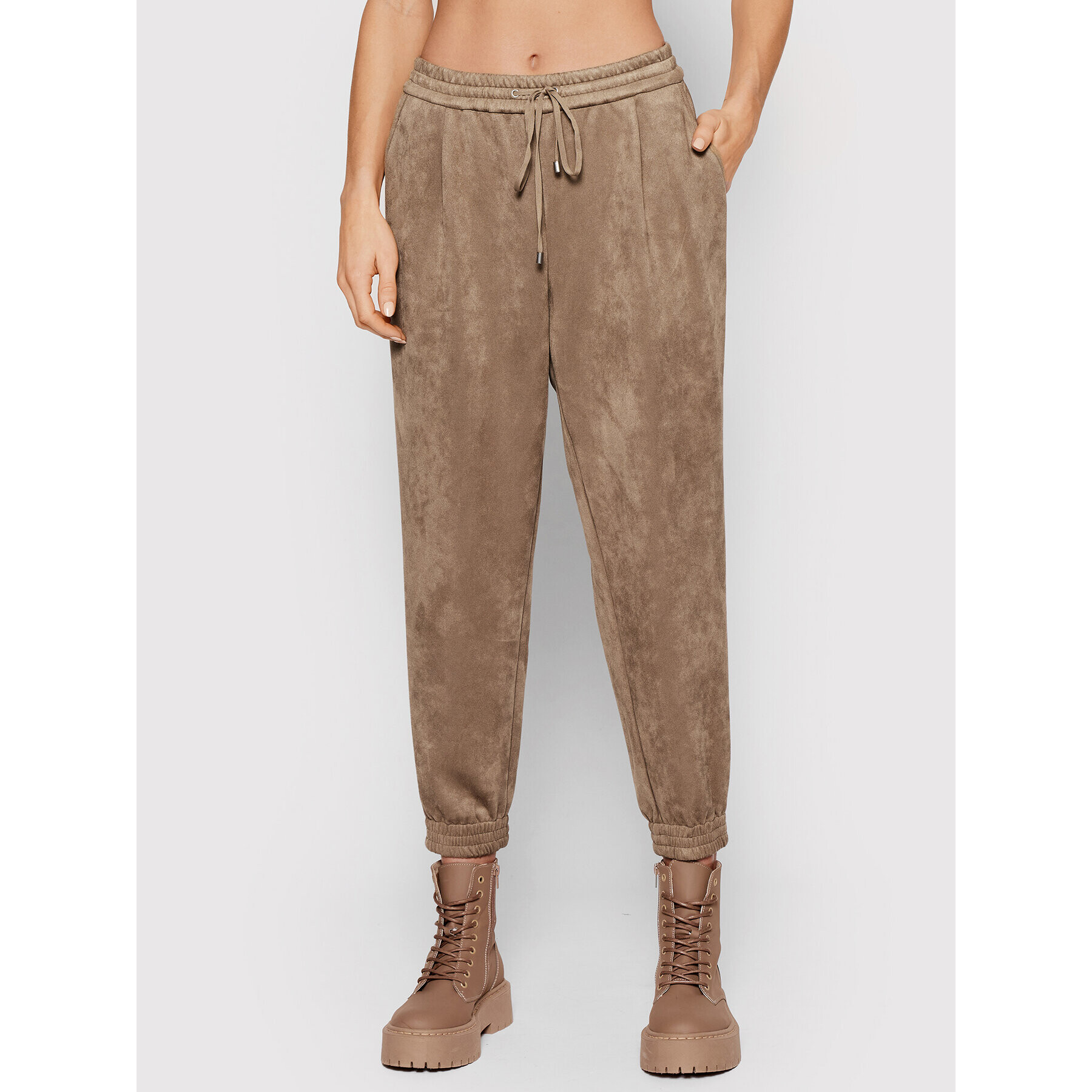 DKNY Текстилни панталони P1KKSL20 Кафяв Regular Fit - Pepit.bg