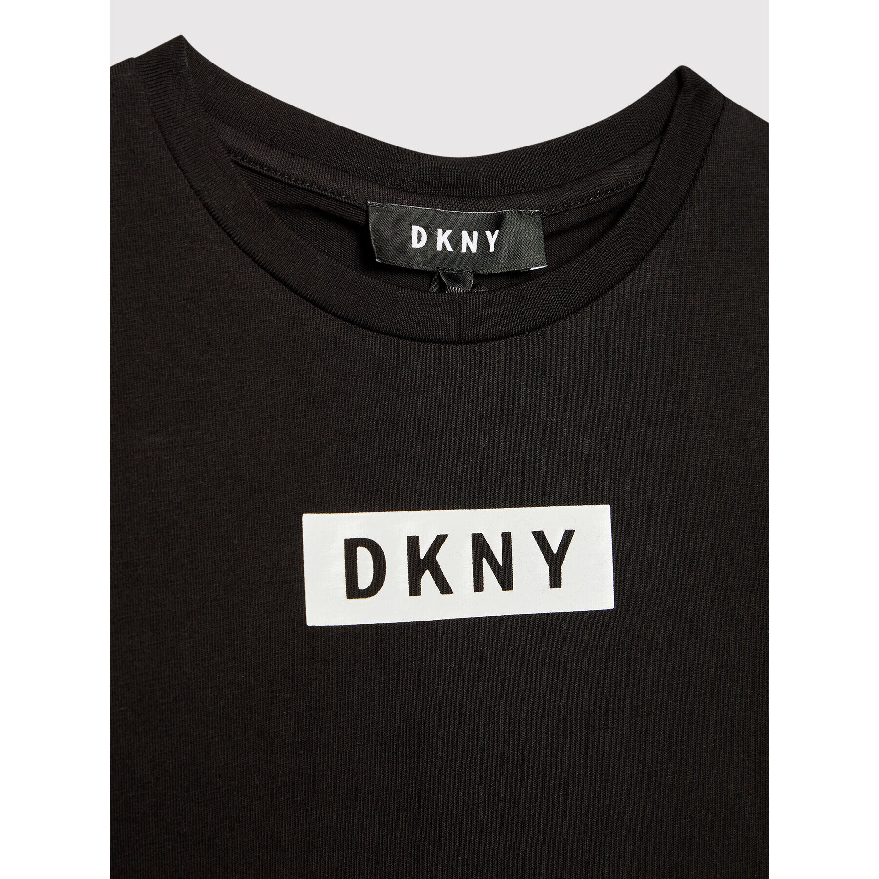 DKNY Тишърт D35R93 M Черен Regular Fit - Pepit.bg