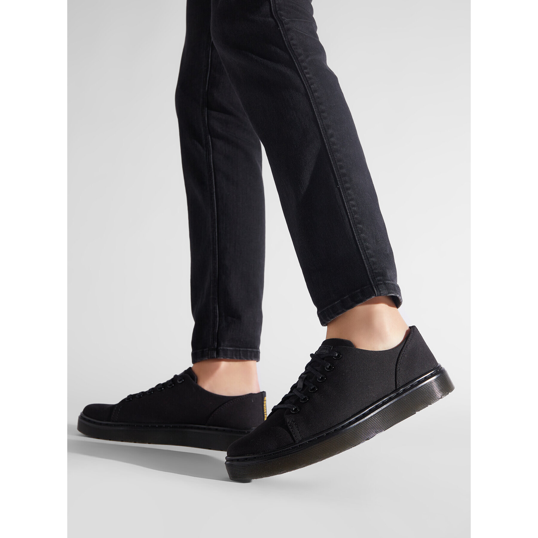 Dr. Martens Обувки Dante 27411001 Черен - Pepit.bg