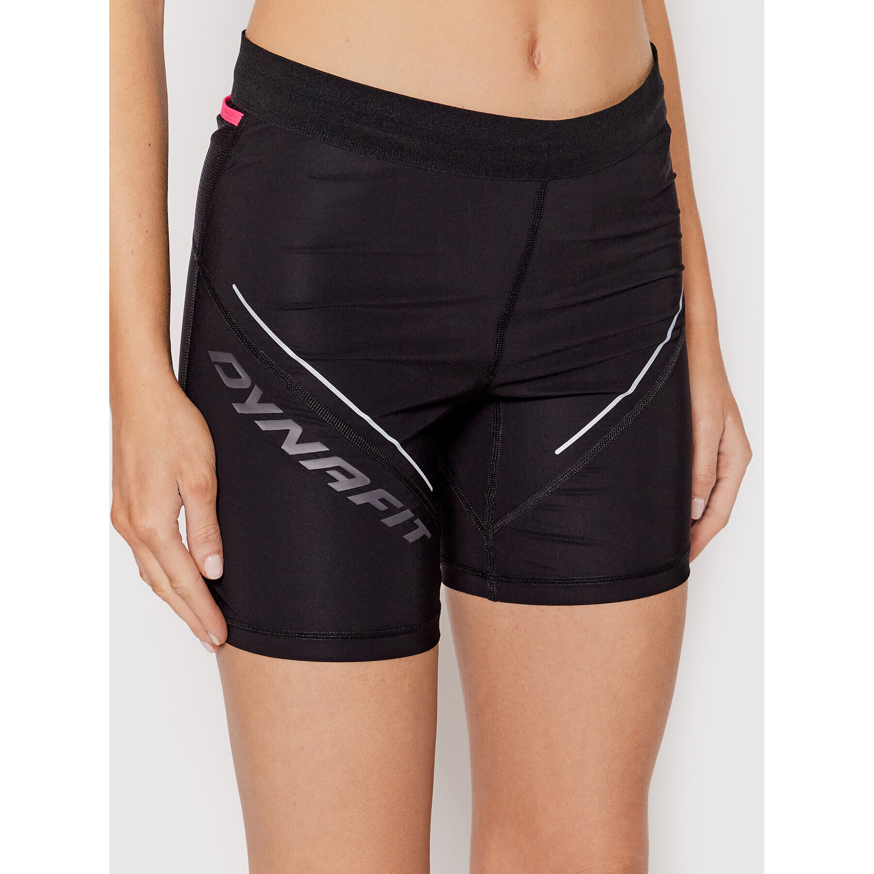 Dynafit Спортни шорти Vertical 2 08-71167 Черен Slim Fit - Pepit.bg
