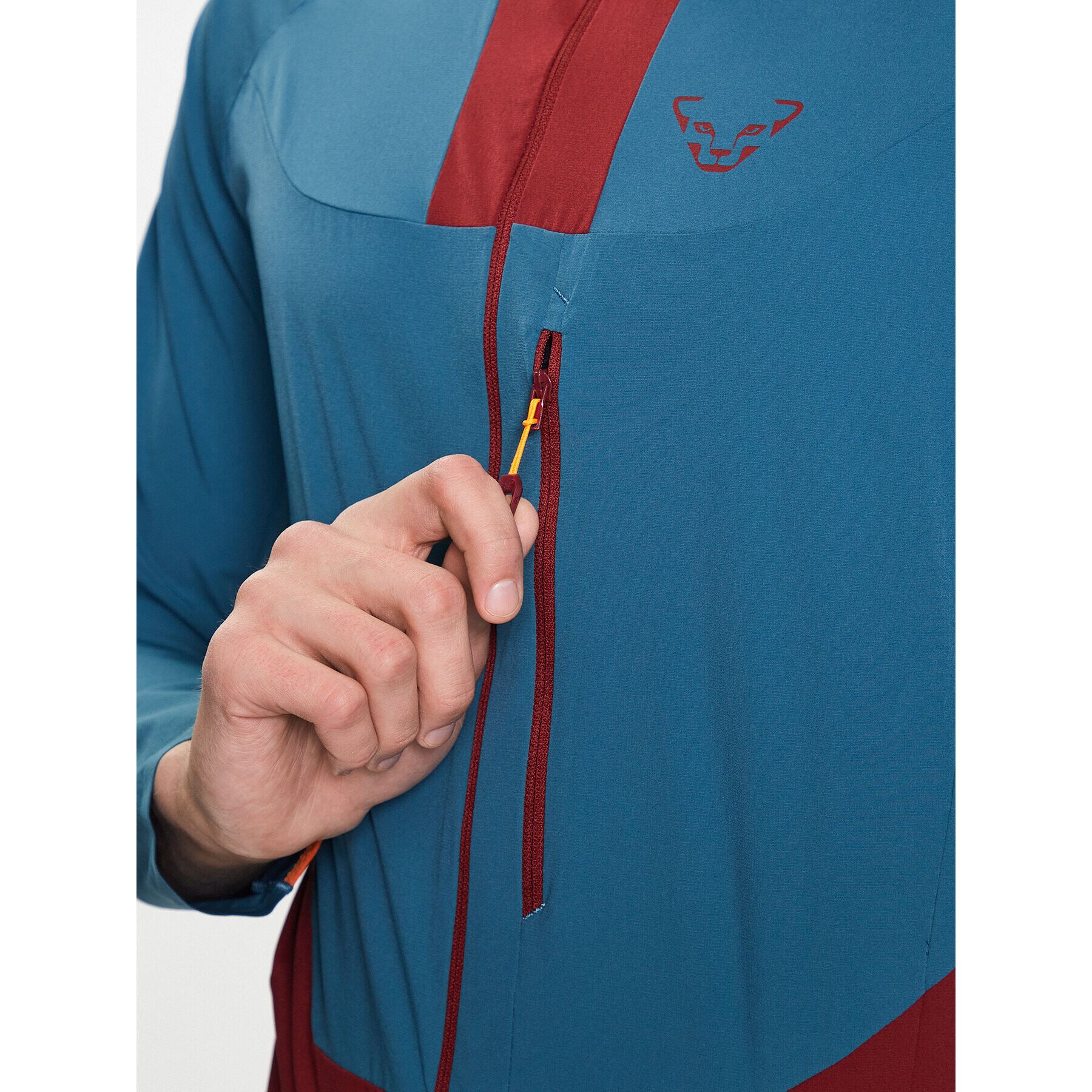 Dynafit Ветровка Traverse 08-0000071450 Тъмносин Slim Fit - Pepit.bg