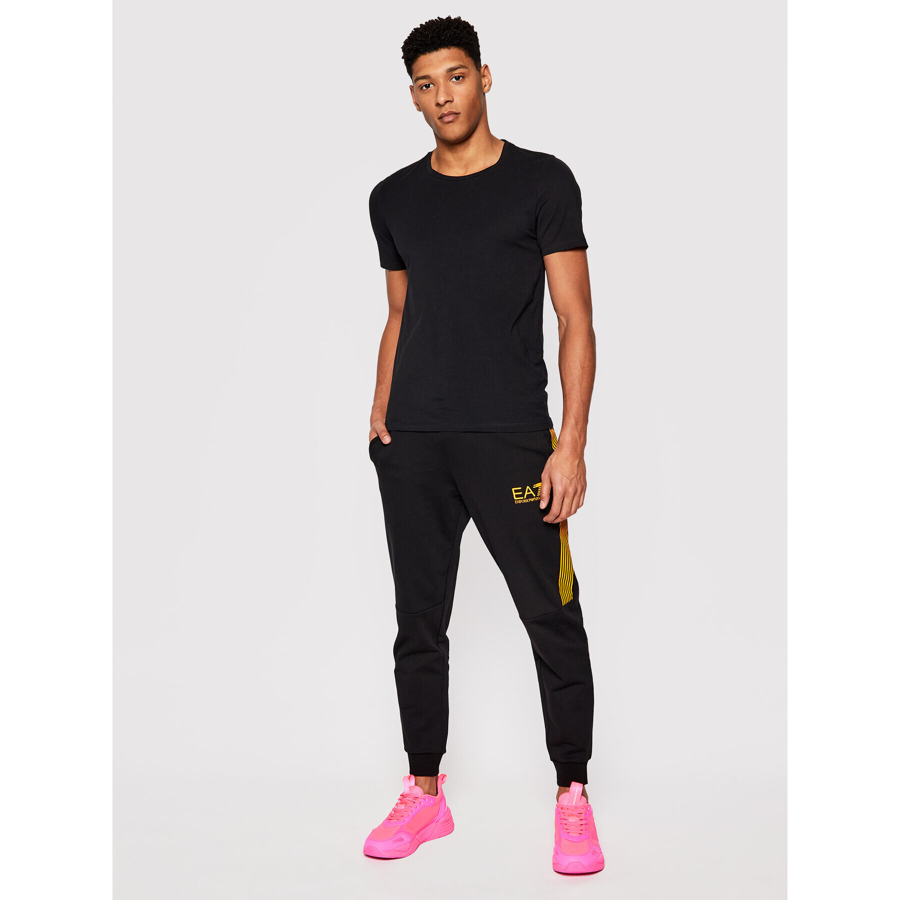 EA7 Emporio Armani Долнище анцуг 3KPP73 PJ05Z 0200 Черен Regular Fit - Pepit.bg