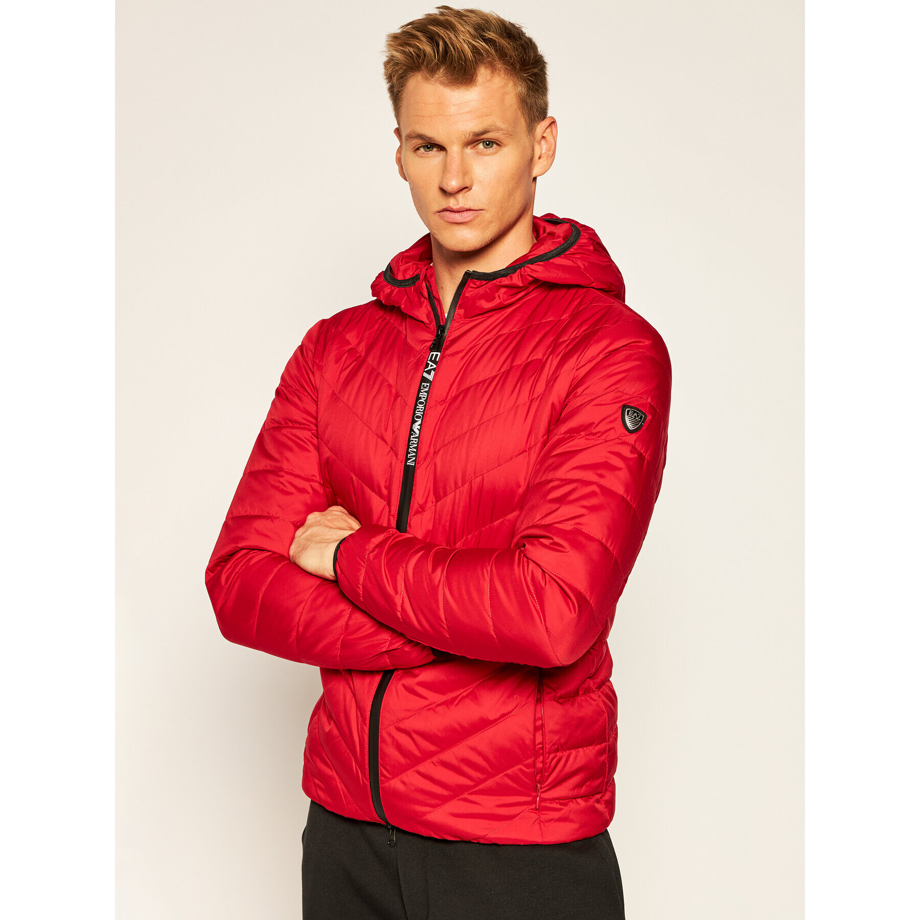 EA7 Emporio Armani Пухено яке 8NPB07 PNE1Z 1450 Червен Regular Fit - Pepit.bg