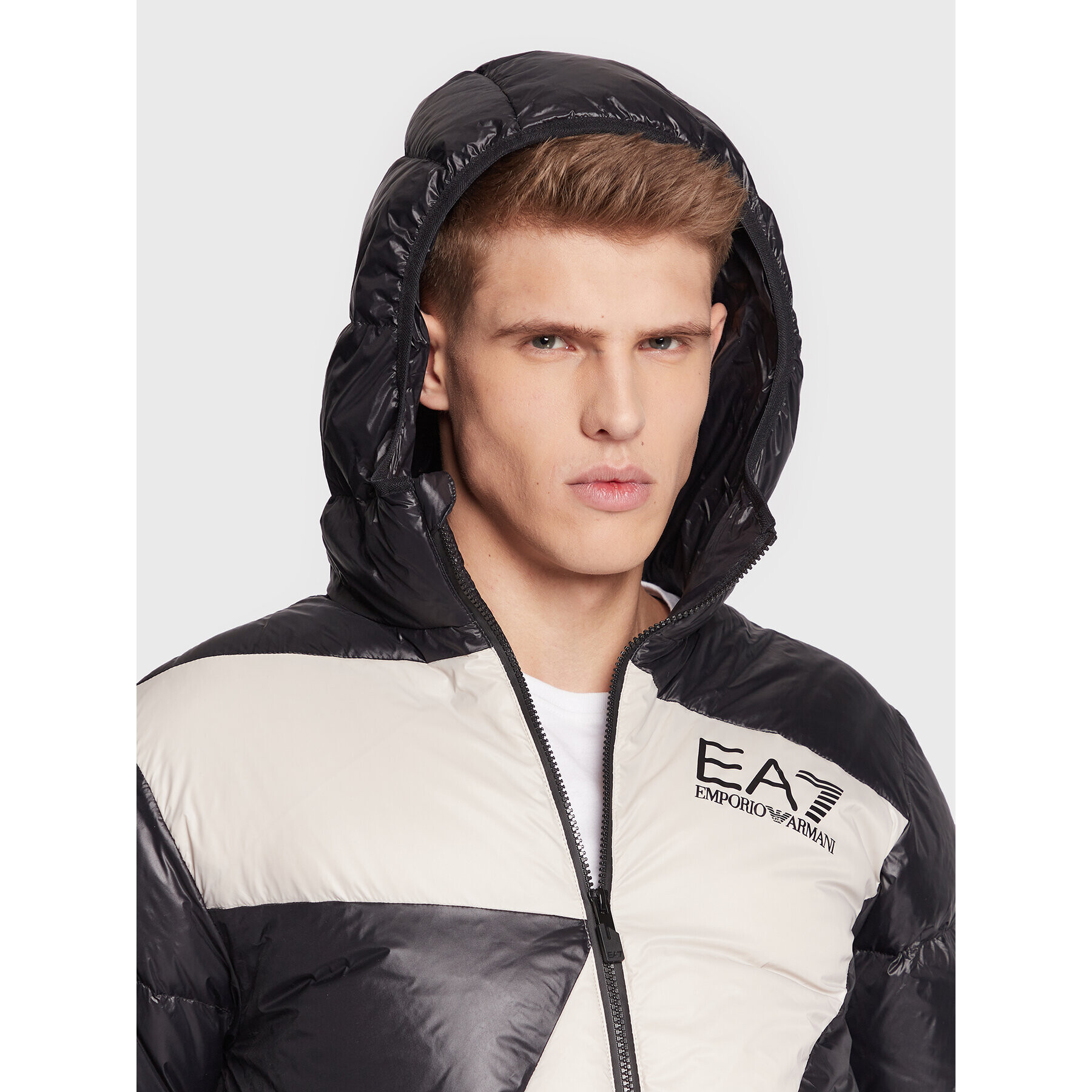 EA7 Emporio Armani Пухено яке 6LPB53 PNR4Z 1200 Черен Regular Fit - Pepit.bg