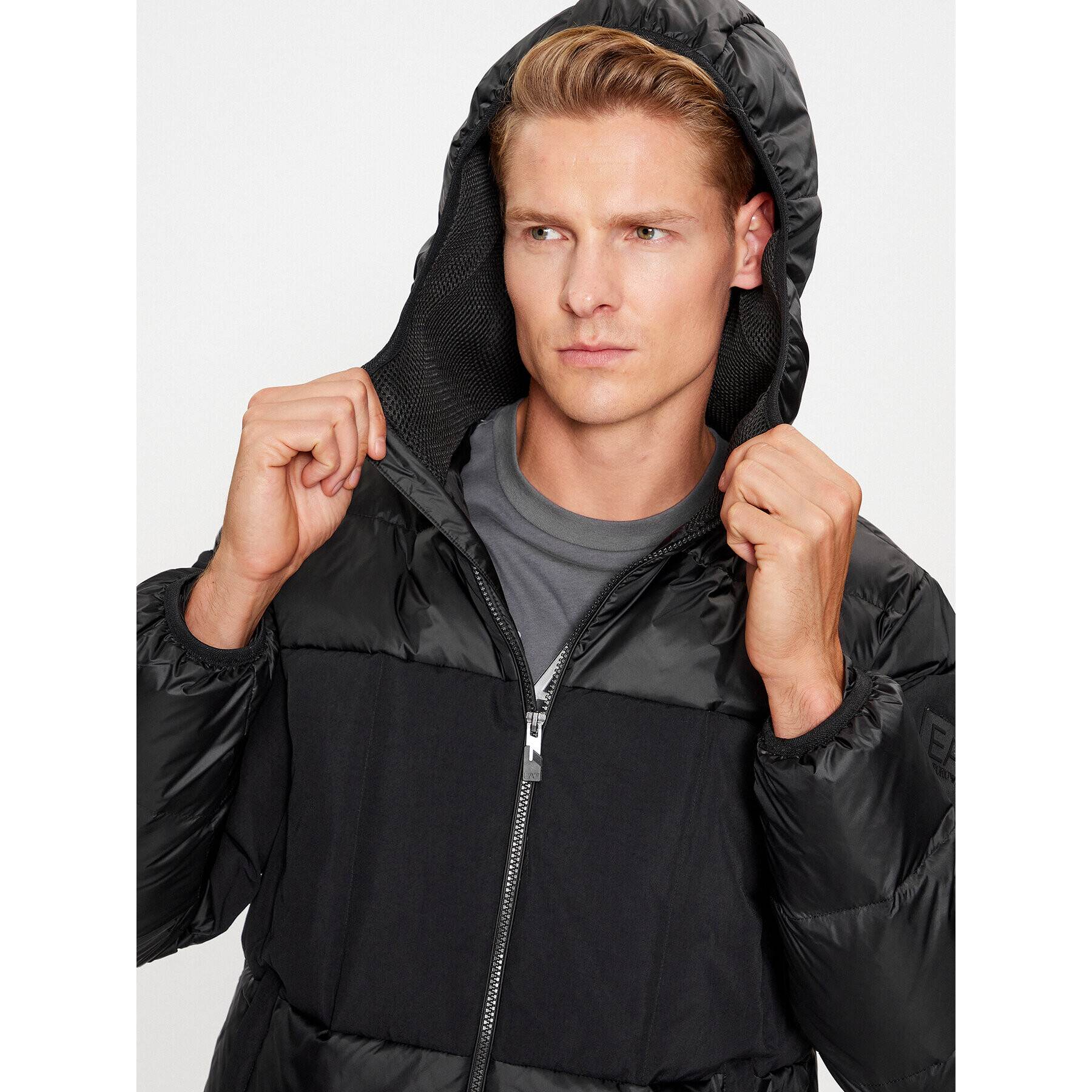 EA7 Emporio Armani Пухено яке 6RPB01 PNEOZ 1200 Черен Regular Fit - Pepit.bg