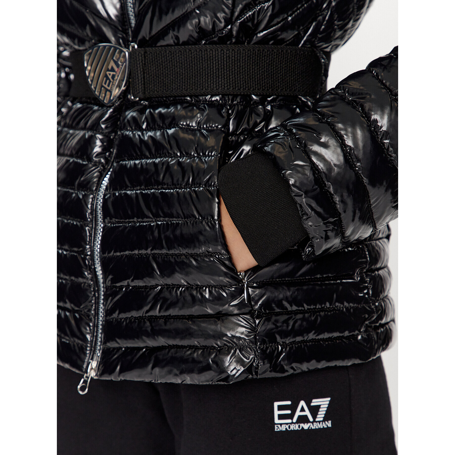 EA7 Emporio Armani Пухено яке 6RTB12 TNEQZ 1200 Черен Regular Fit - Pepit.bg