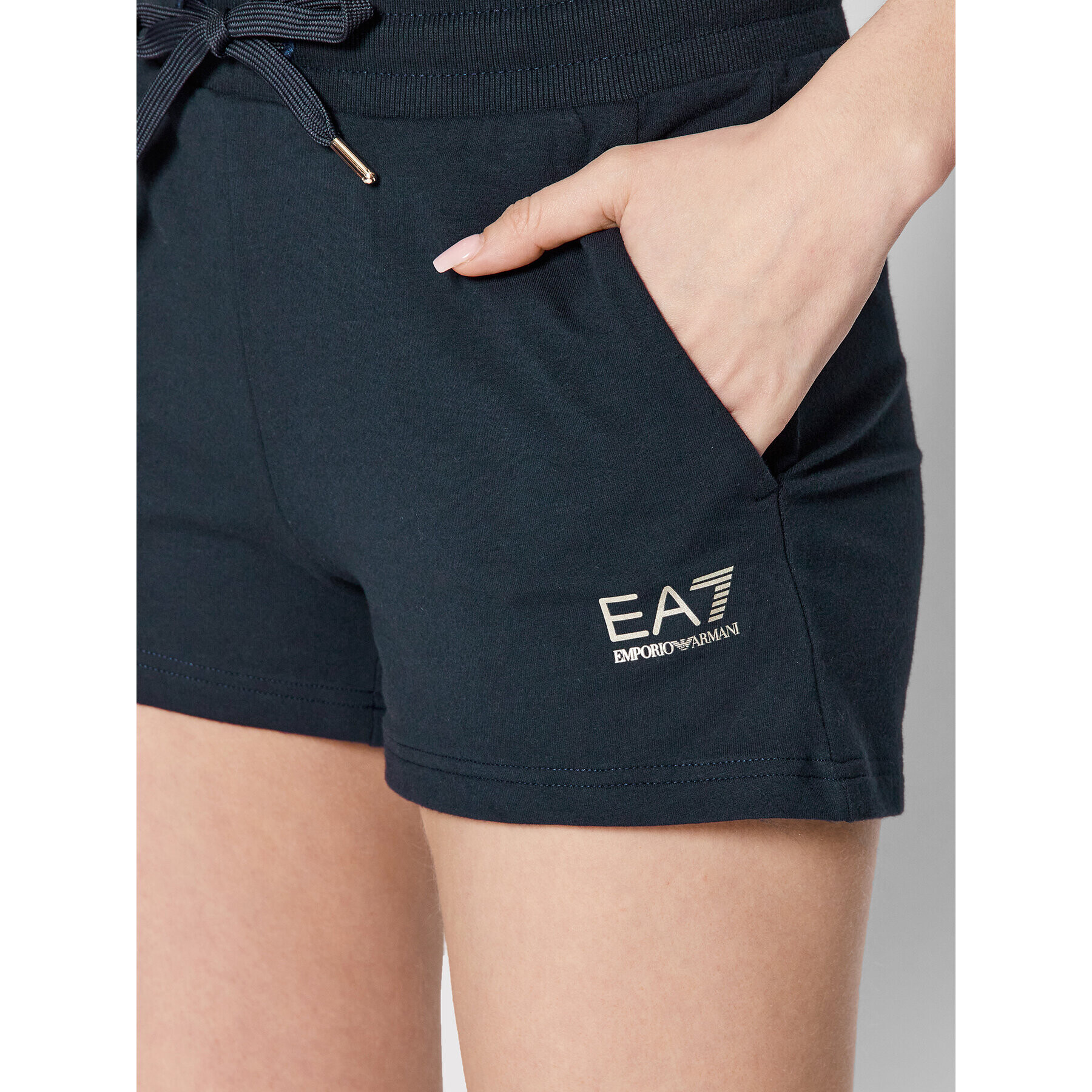 EA7 Emporio Armani Спортни шорти 3LTS53 TJCQZ 1554 Тъмносин Regular Fit - Pepit.bg