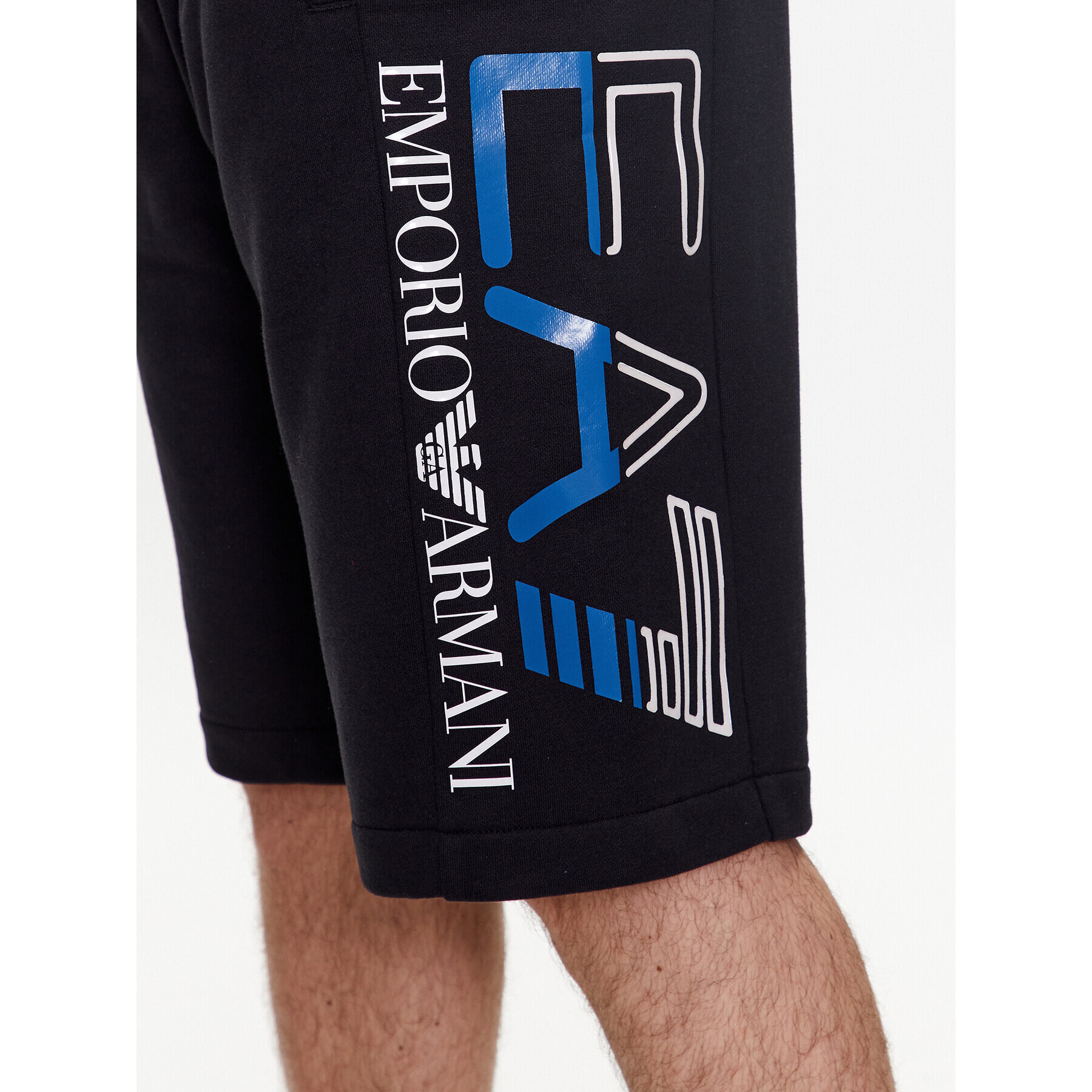 EA7 Emporio Armani Спортни шорти 3RPS57 PJLSZ 1200 Черен Relaxed Fit - Pepit.bg