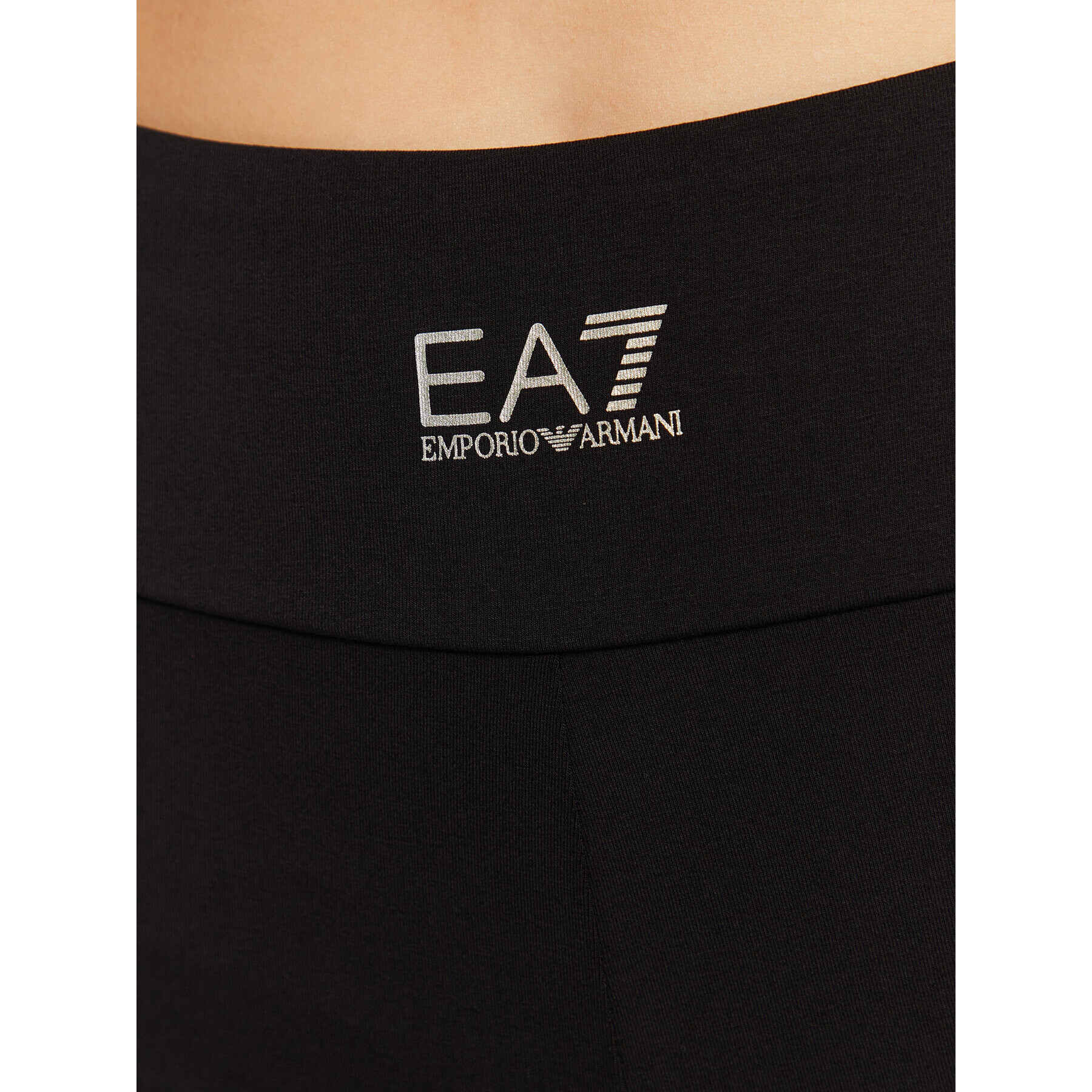 EA7 Emporio Armani Спортни шорти 3RTS61 TJ01Z 0200 Черен Slim Fit - Pepit.bg