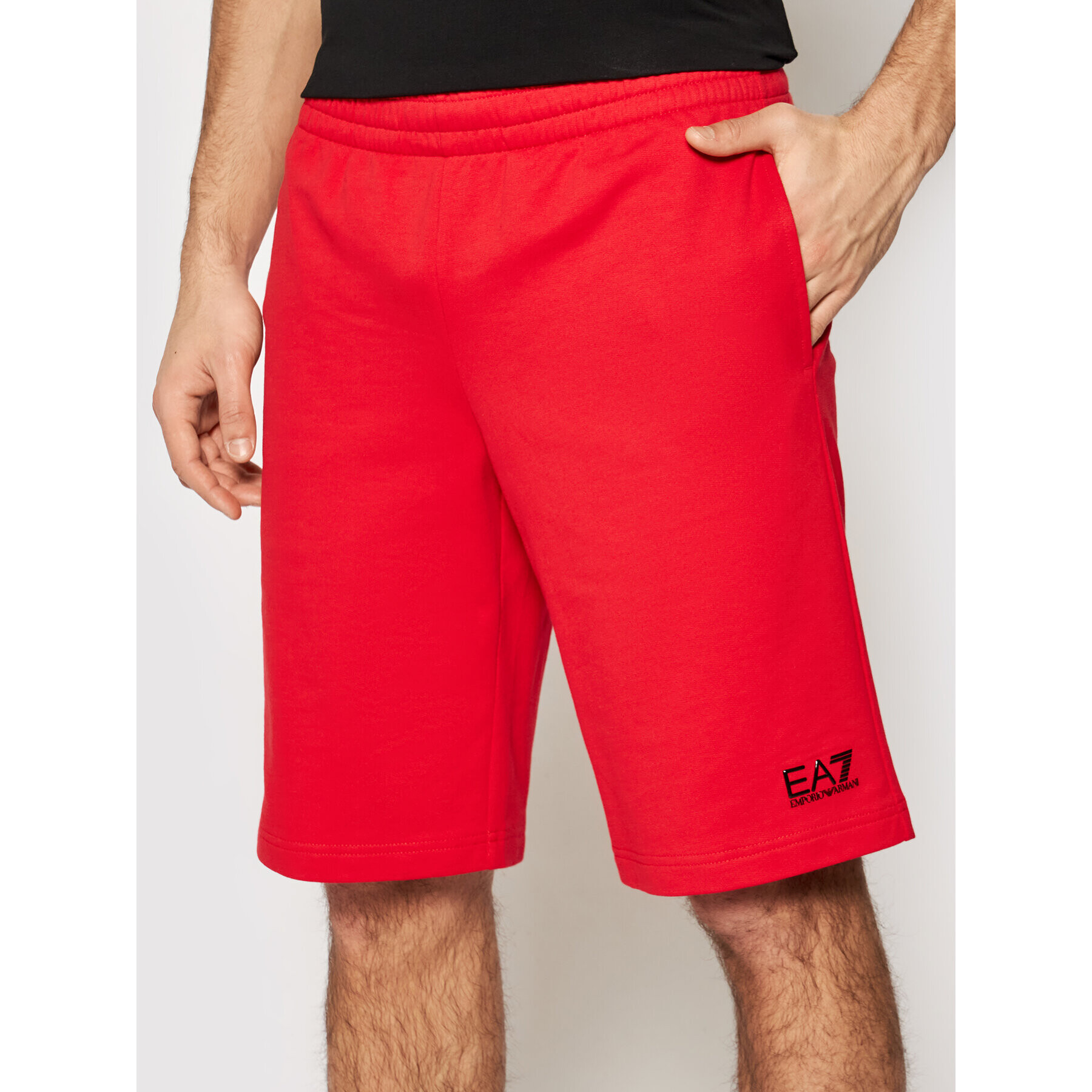 EA7 Emporio Armani Спортни шорти 8NPS02 PJ05Z 1451 Червен Regular Fit - Pepit.bg