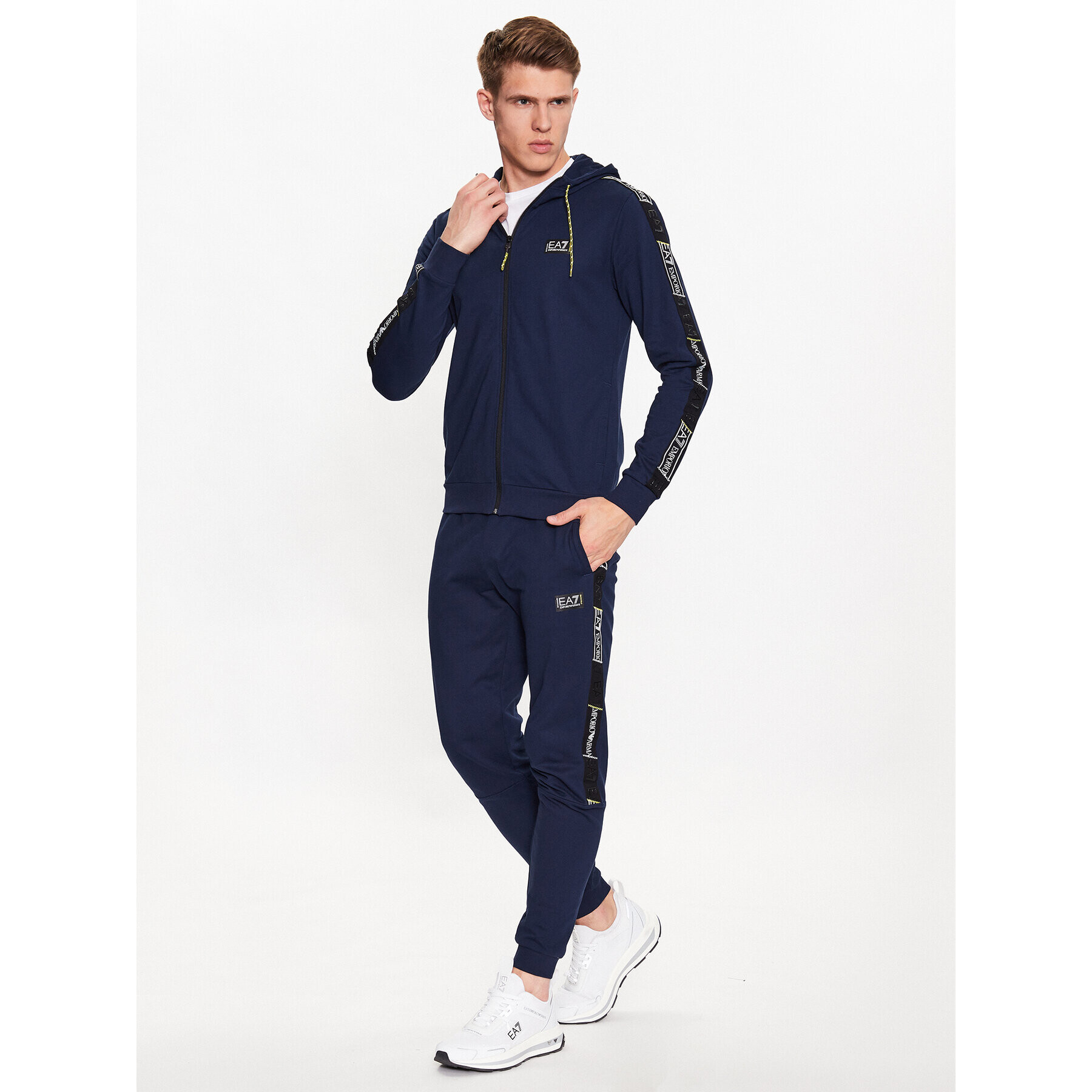 EA7 Emporio Armani Суитшърт 3RPM09 PJ05Z 1554 Тъмносин Regular Fit - Pepit.bg