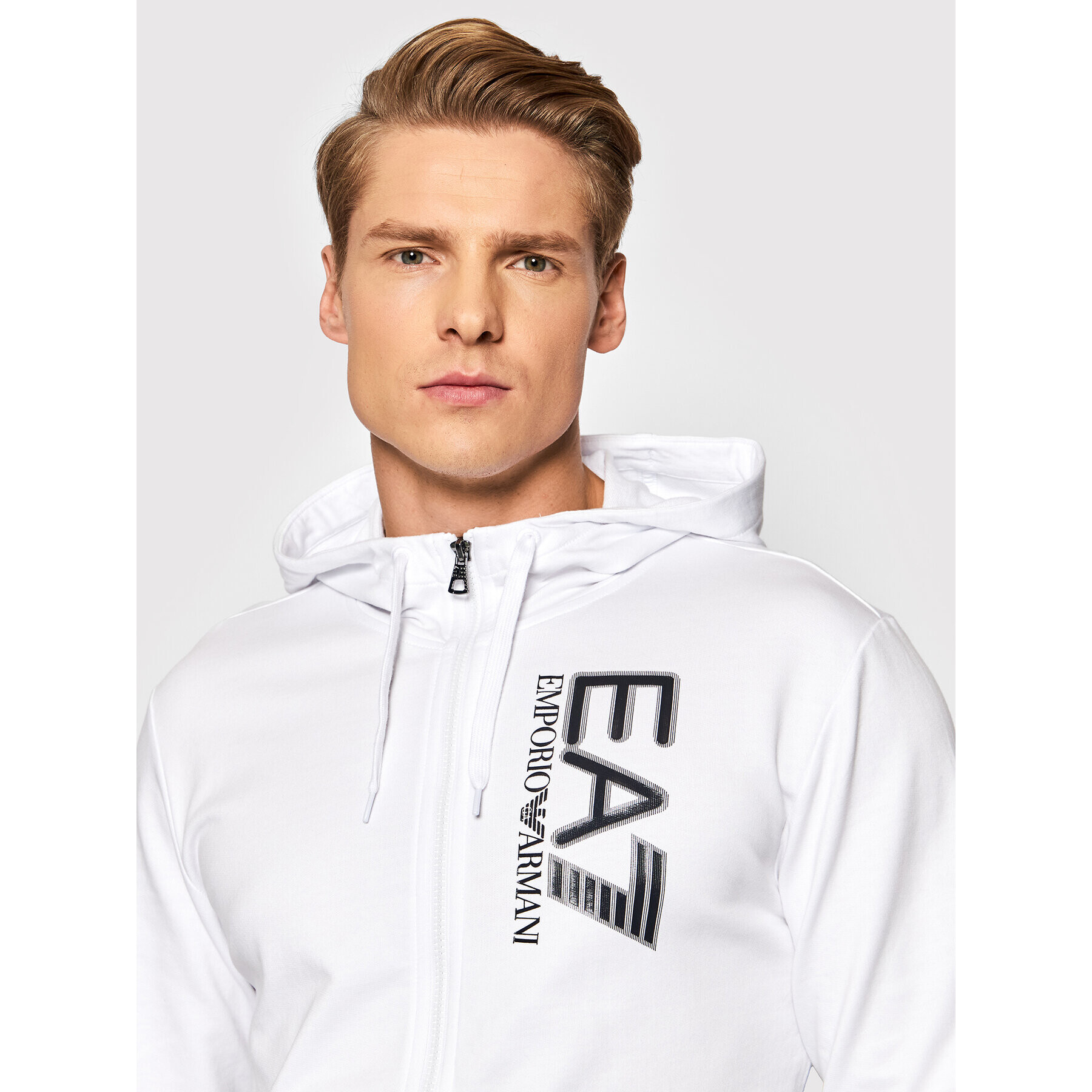 EA7 Emporio Armani Суитшърт 6KPM53 PJ05Z 1100 Бял Regular Fit - Pepit.bg